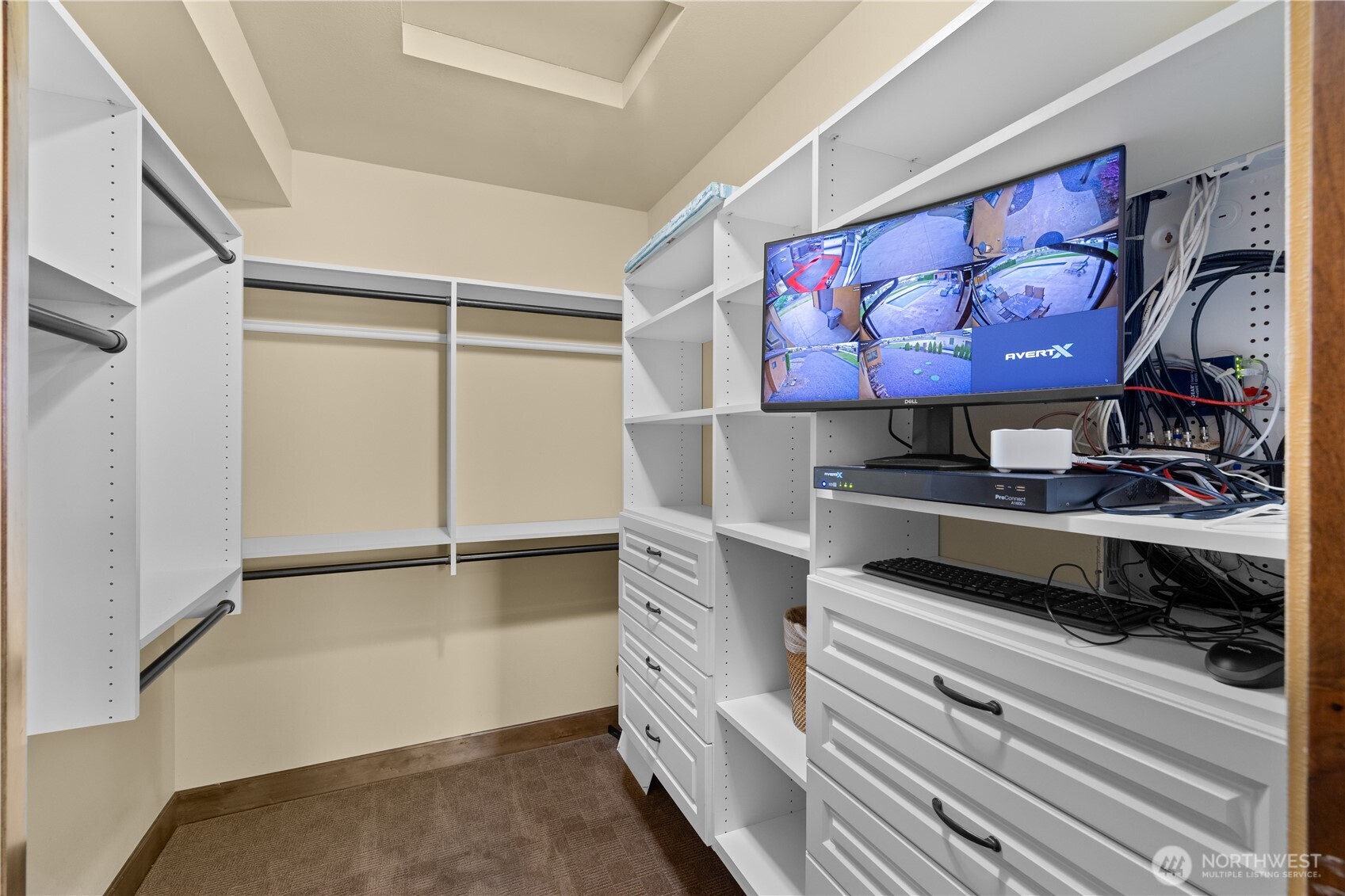 property viewer photo 19