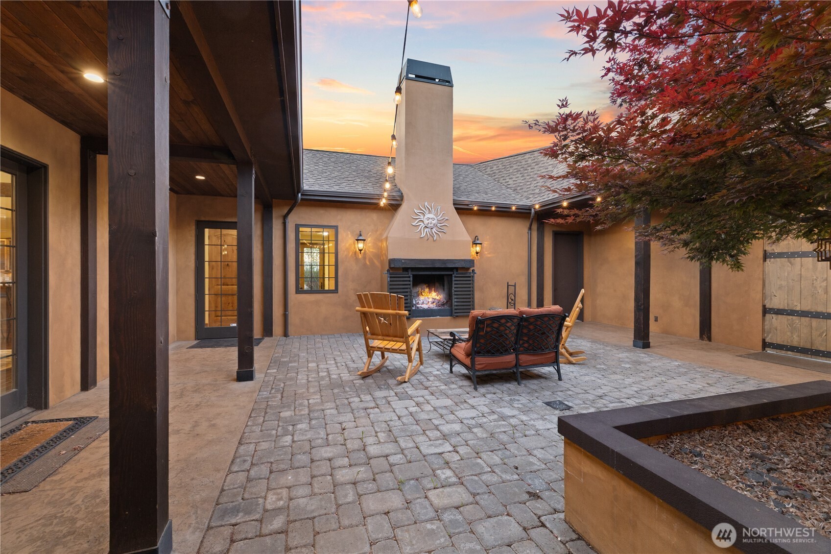 property viewer photo 2
