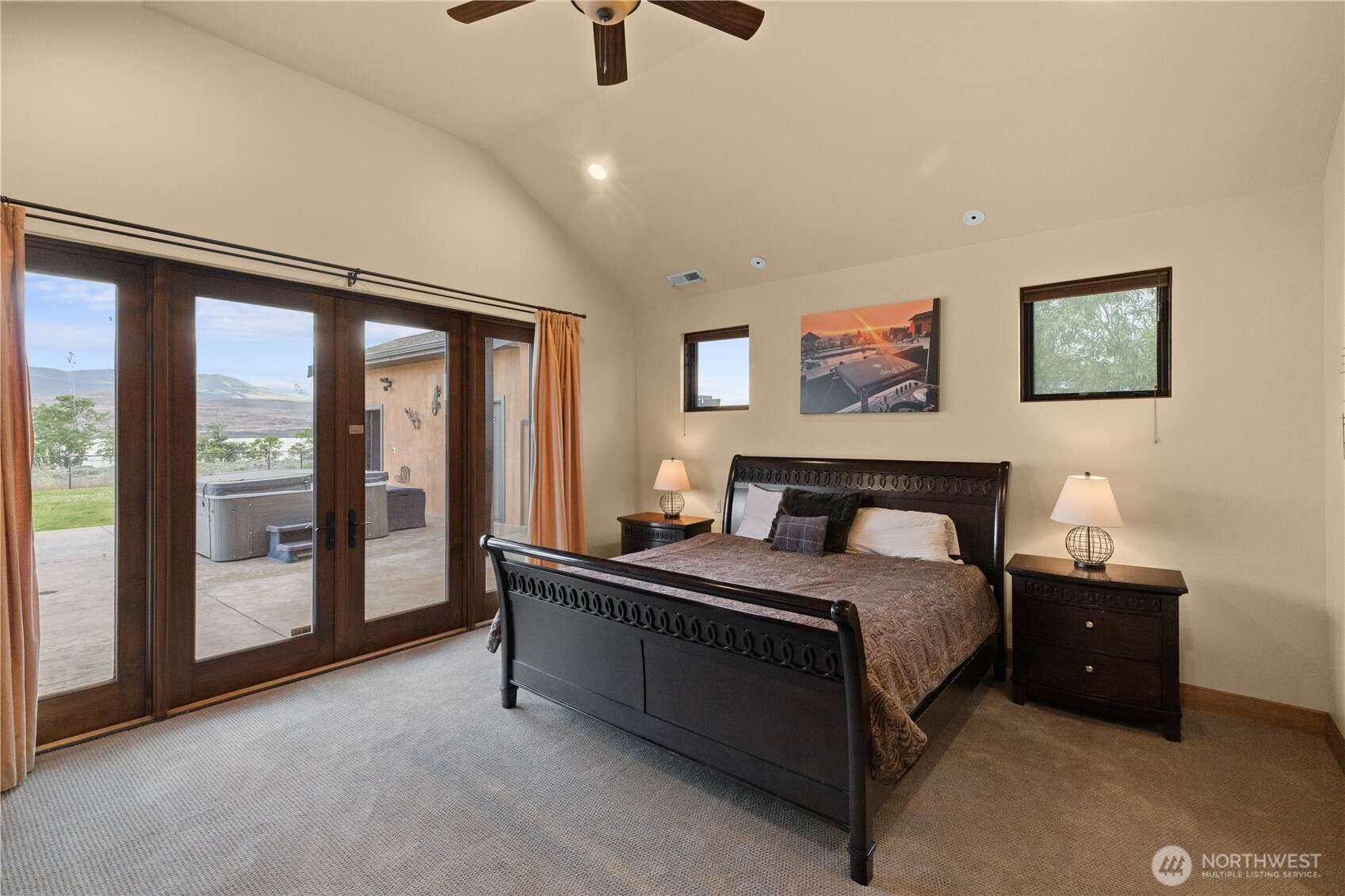 property viewer photo 20
