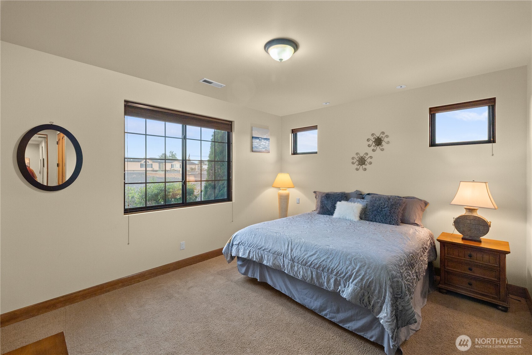 property viewer photo 24