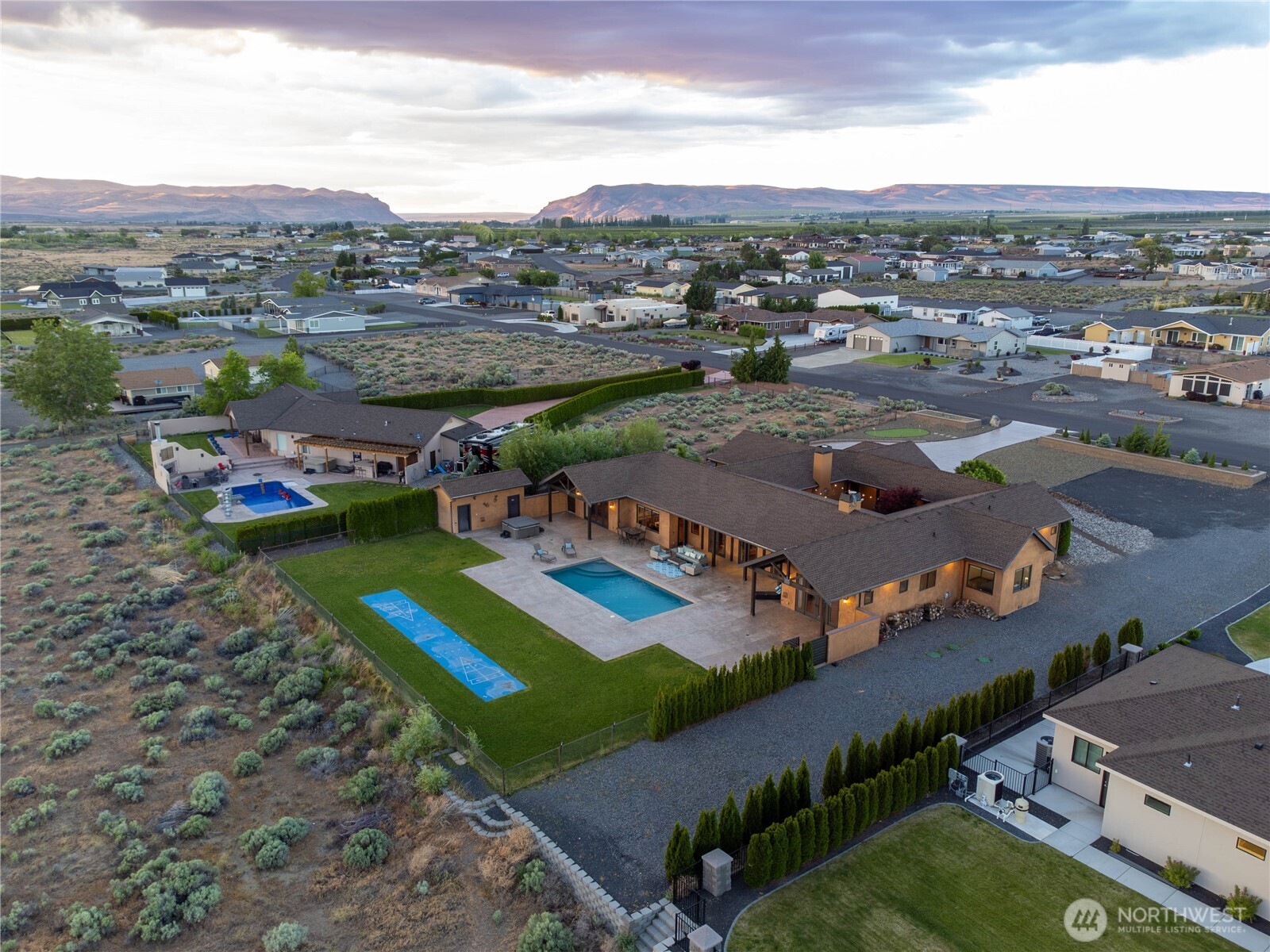 property viewer photo 37