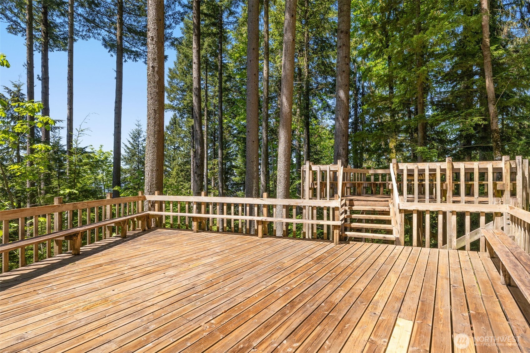 property viewer photo 36