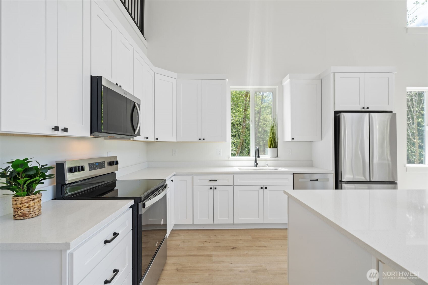 property viewer photo 22