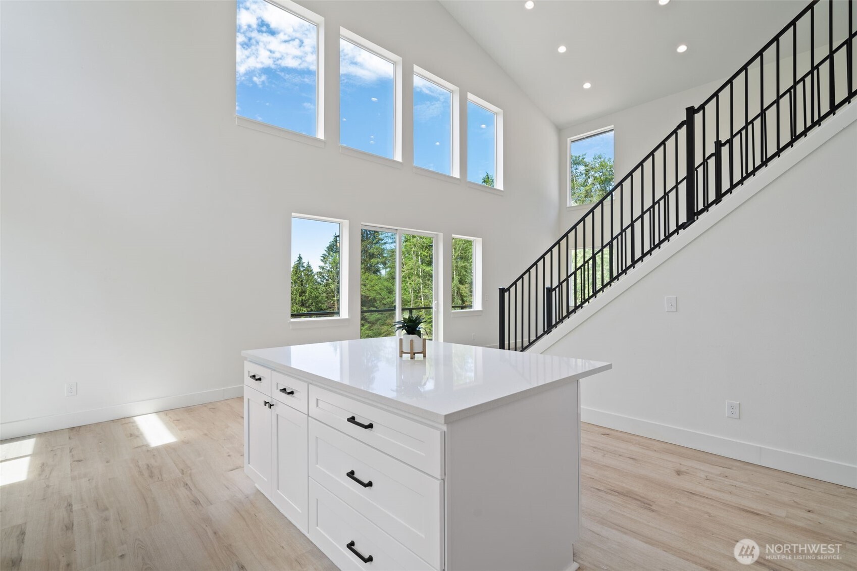 property viewer photo 23