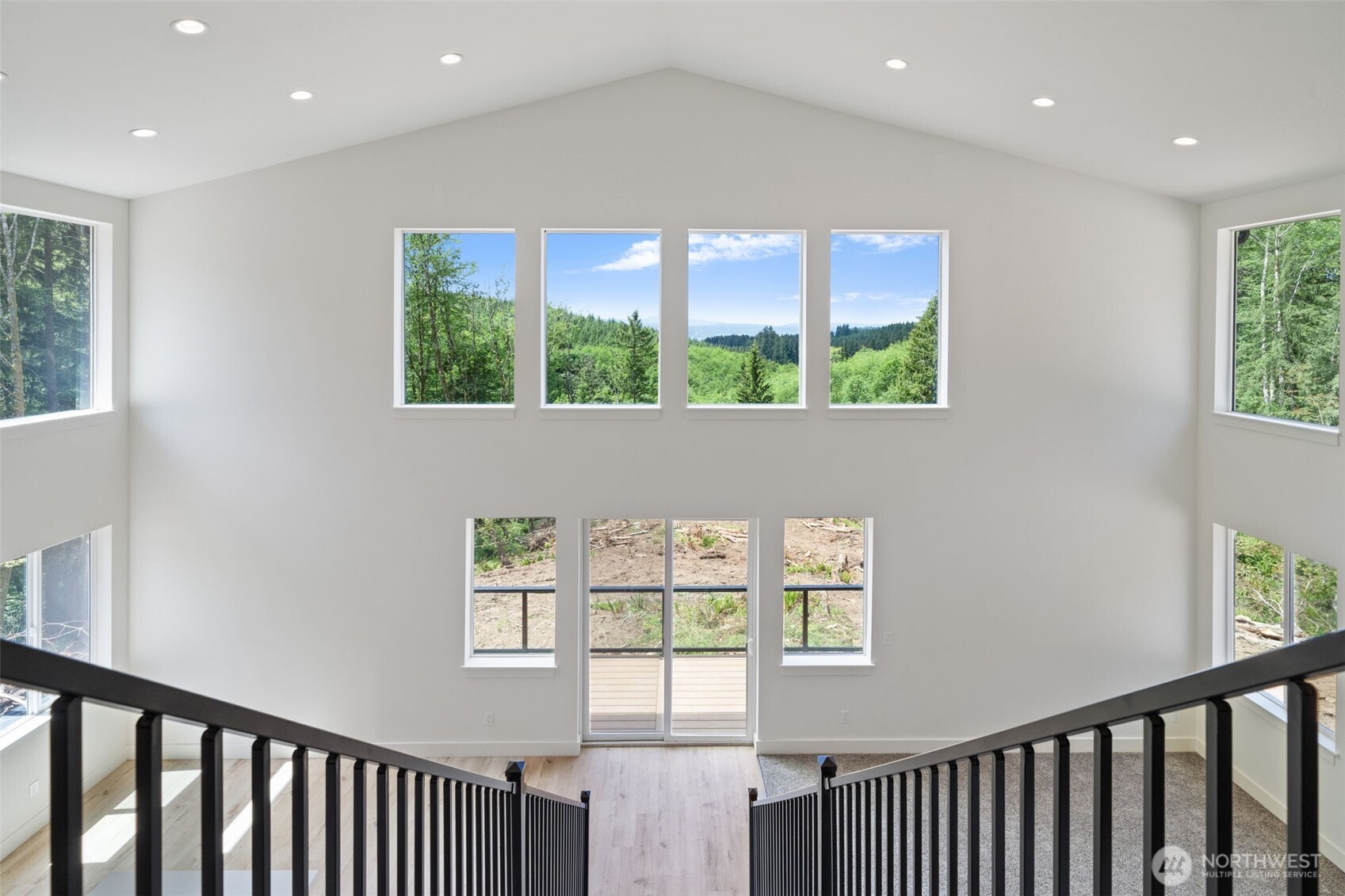 property viewer photo 24