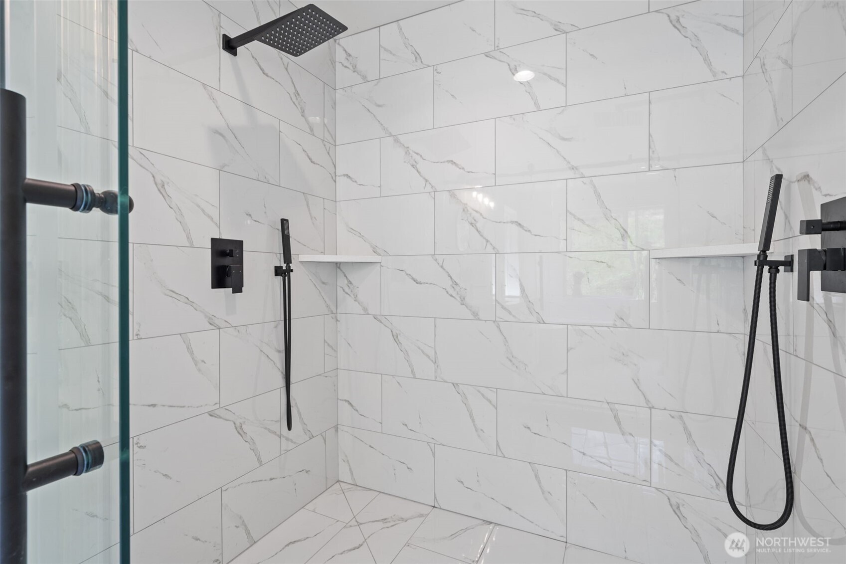 property viewer photo 31