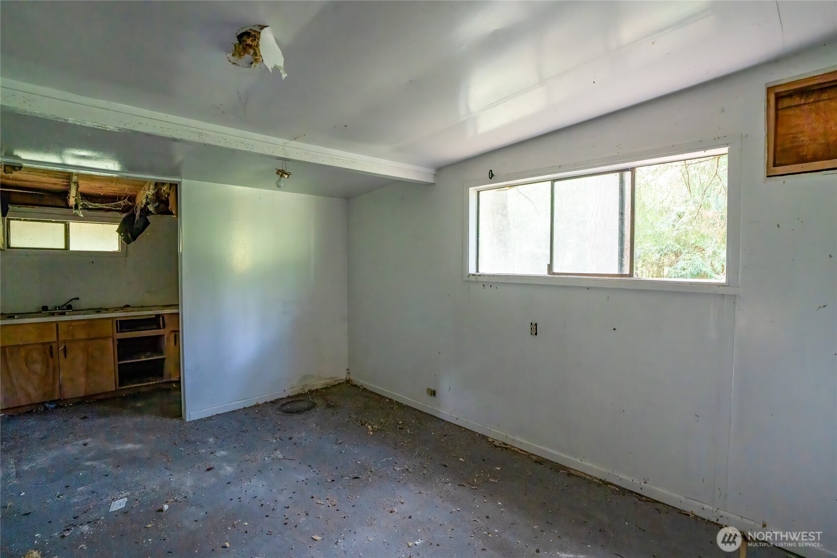 property viewer photo 15