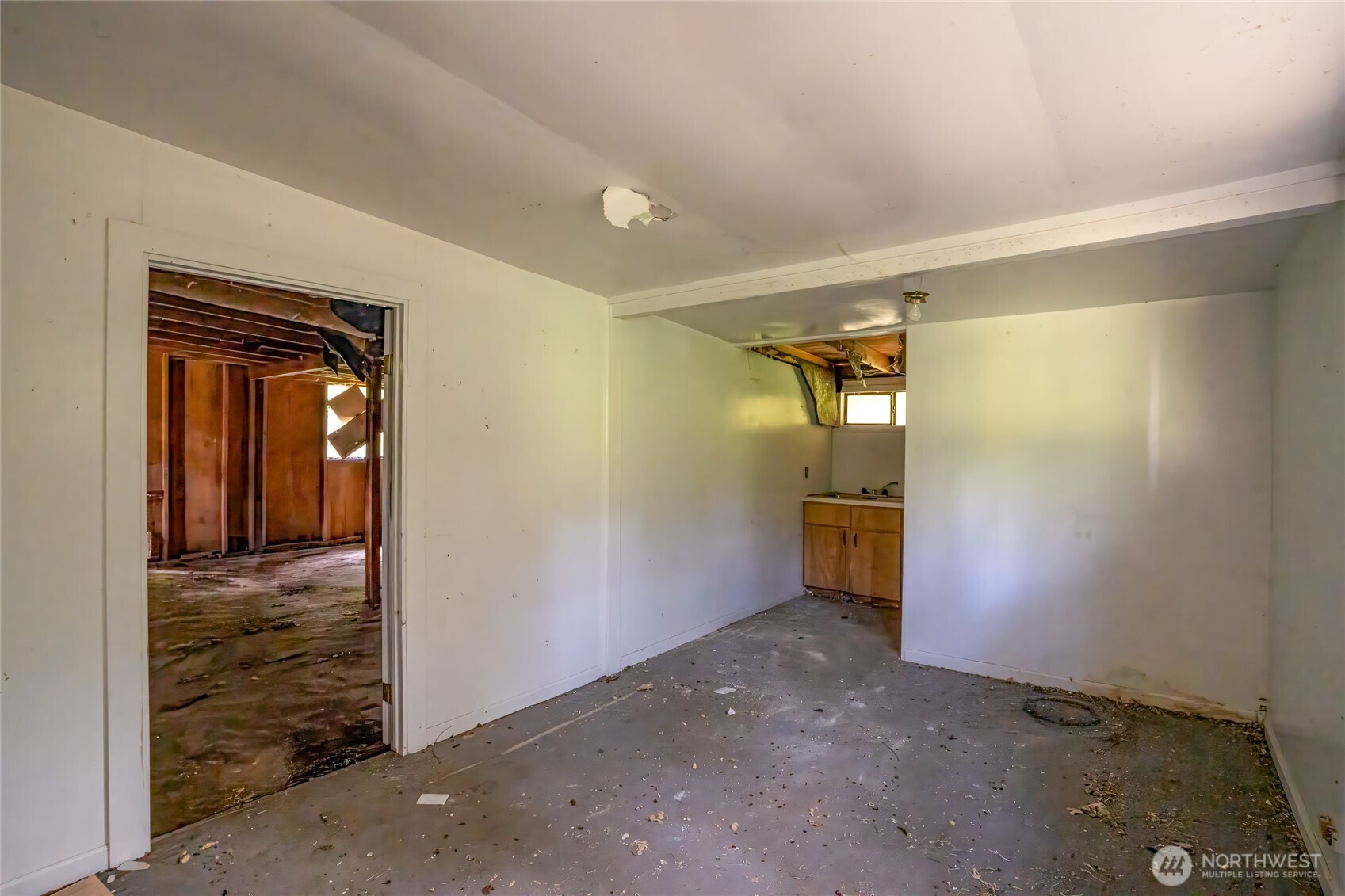 property viewer photo 16