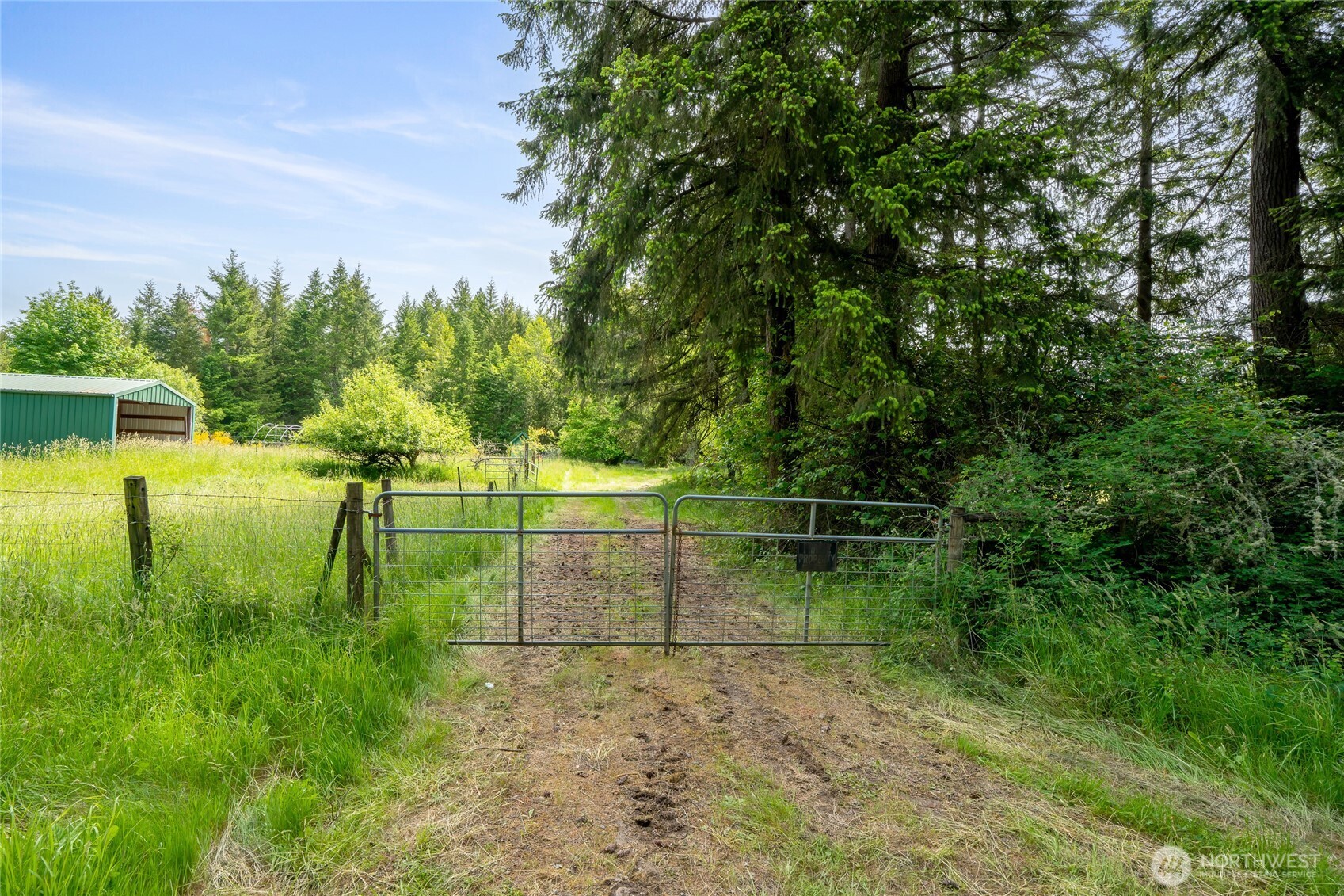 property viewer photo 2