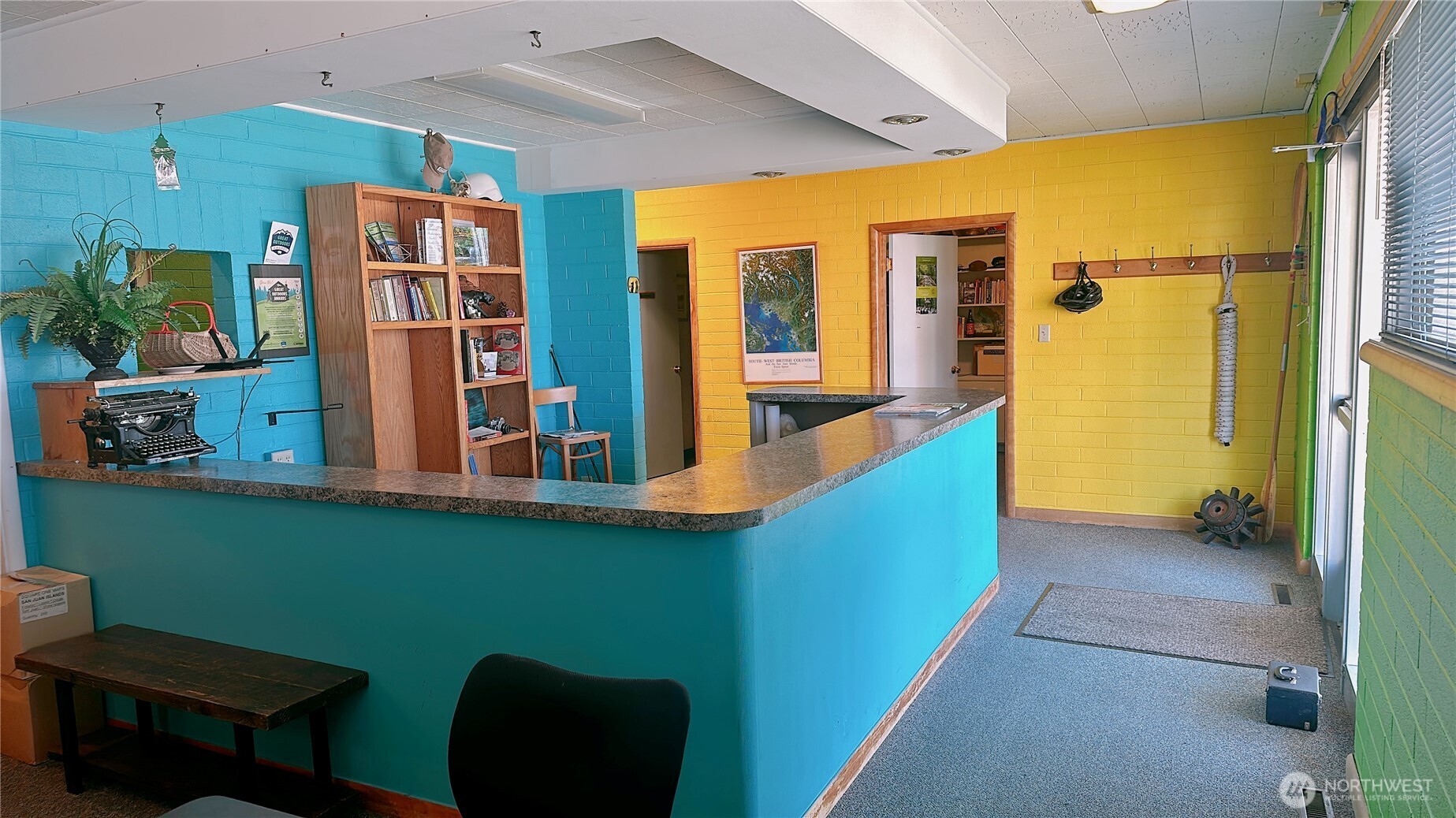 main property photo 8