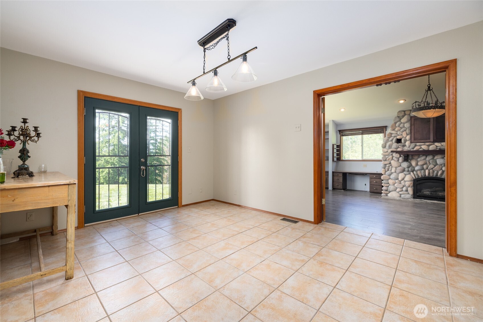 property viewer photo 12