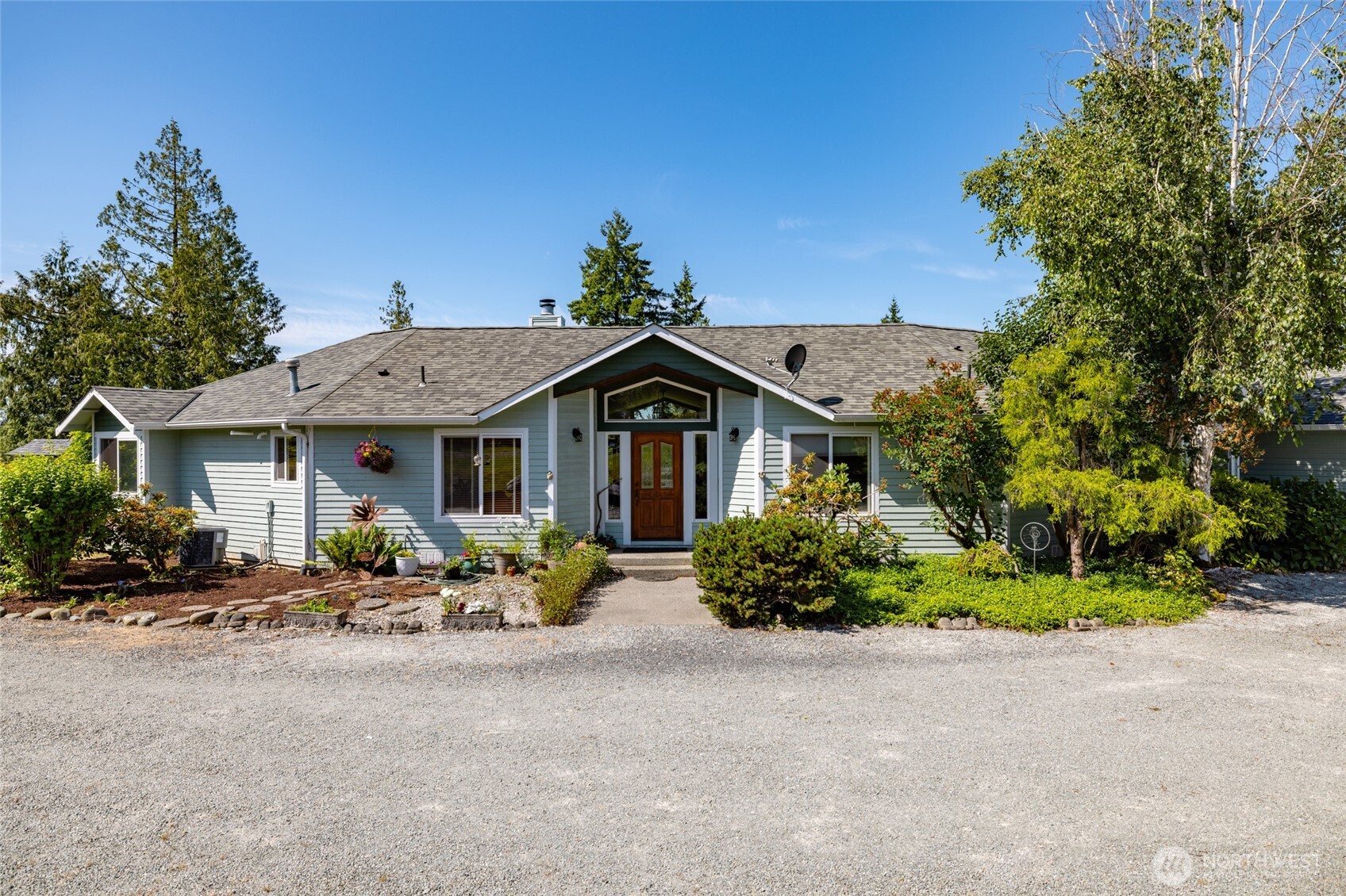 property viewer photo 2
