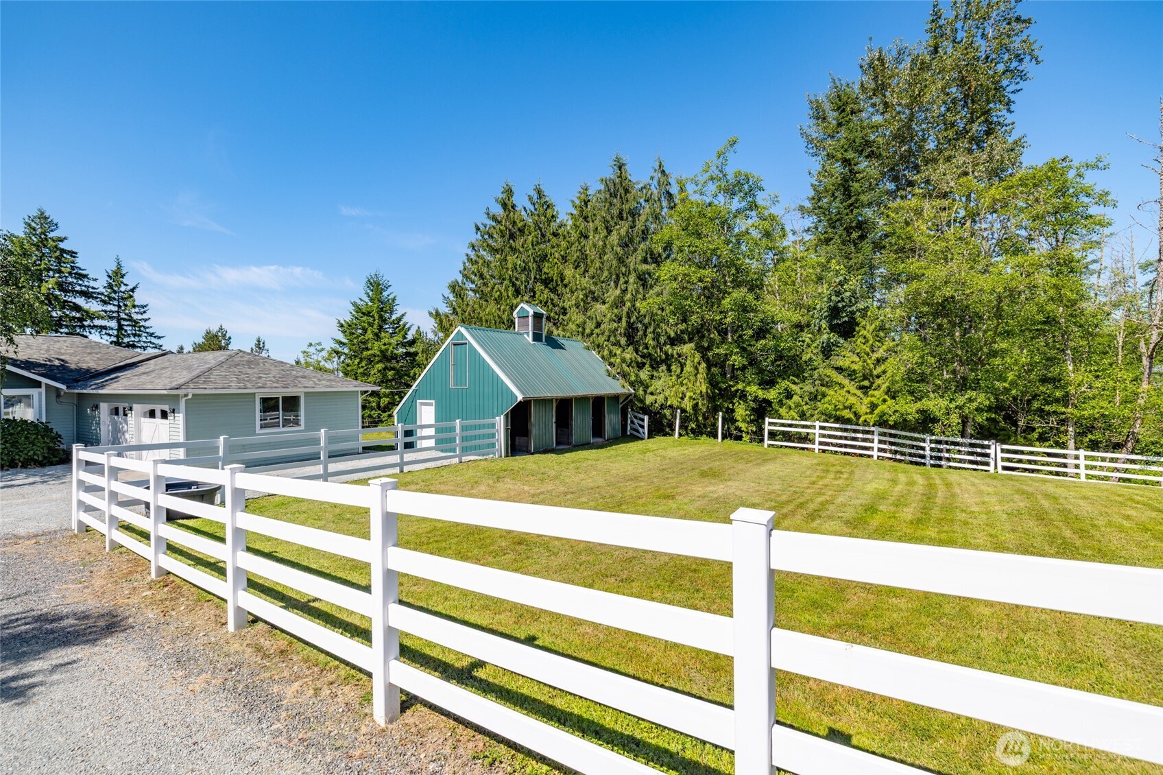 property viewer photo 29
