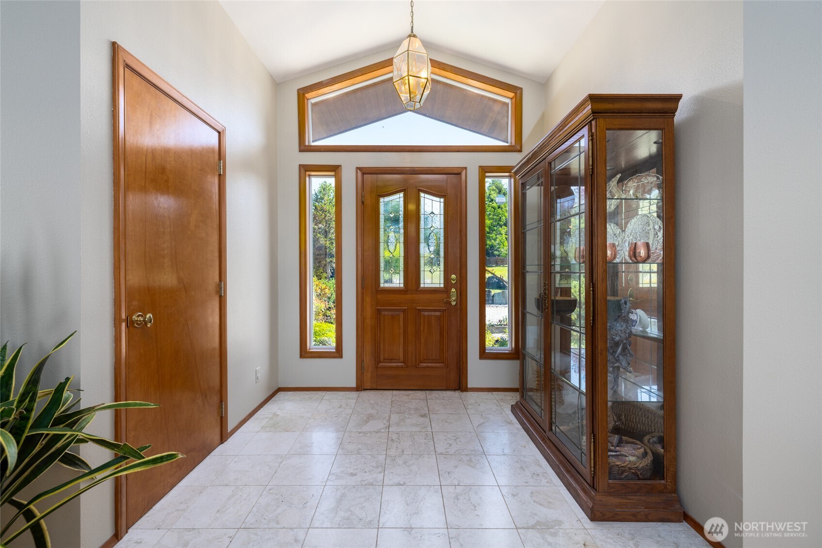 property viewer photo 3