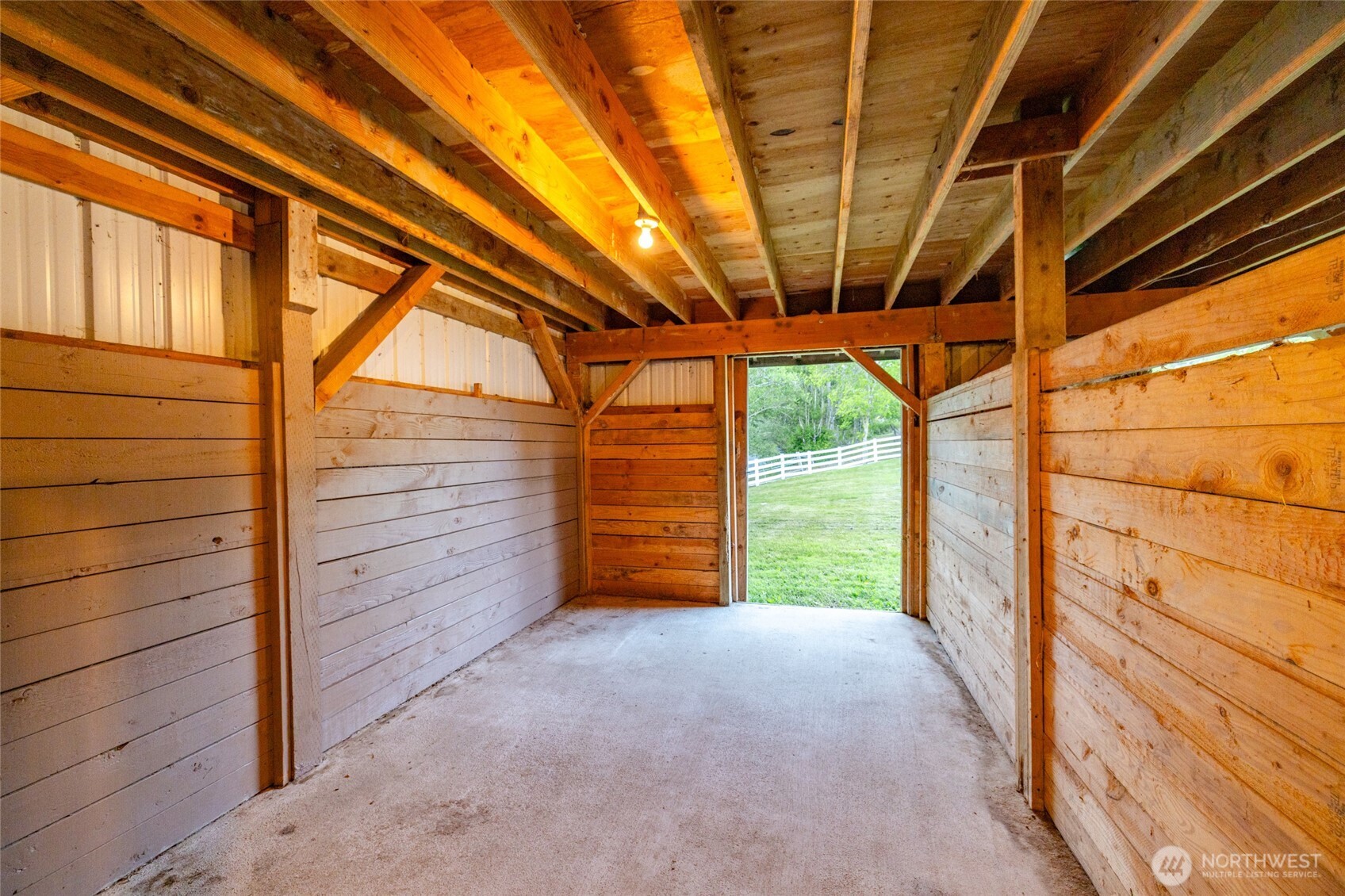 property viewer photo 31
