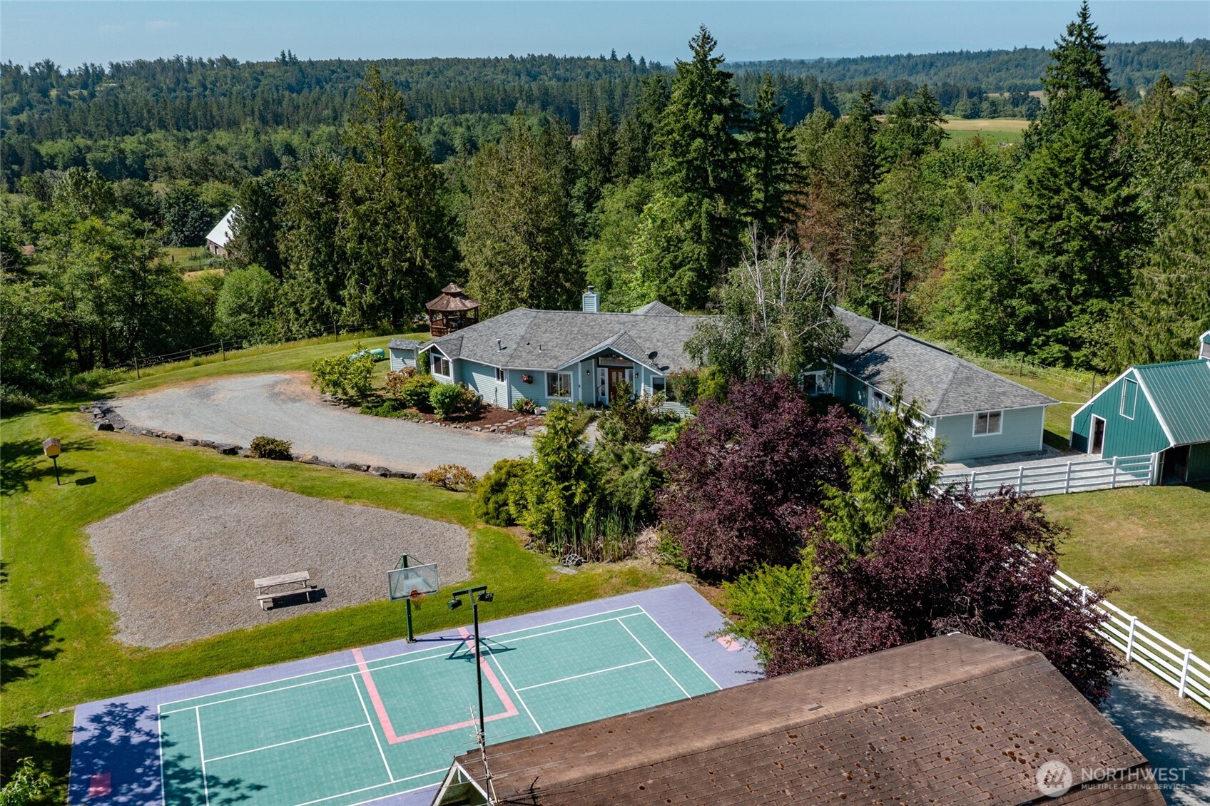 property viewer photo 35