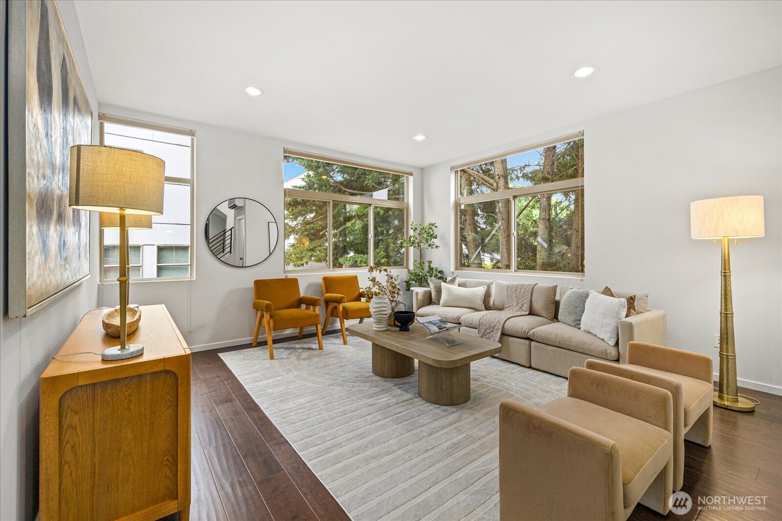 property viewer photo 12