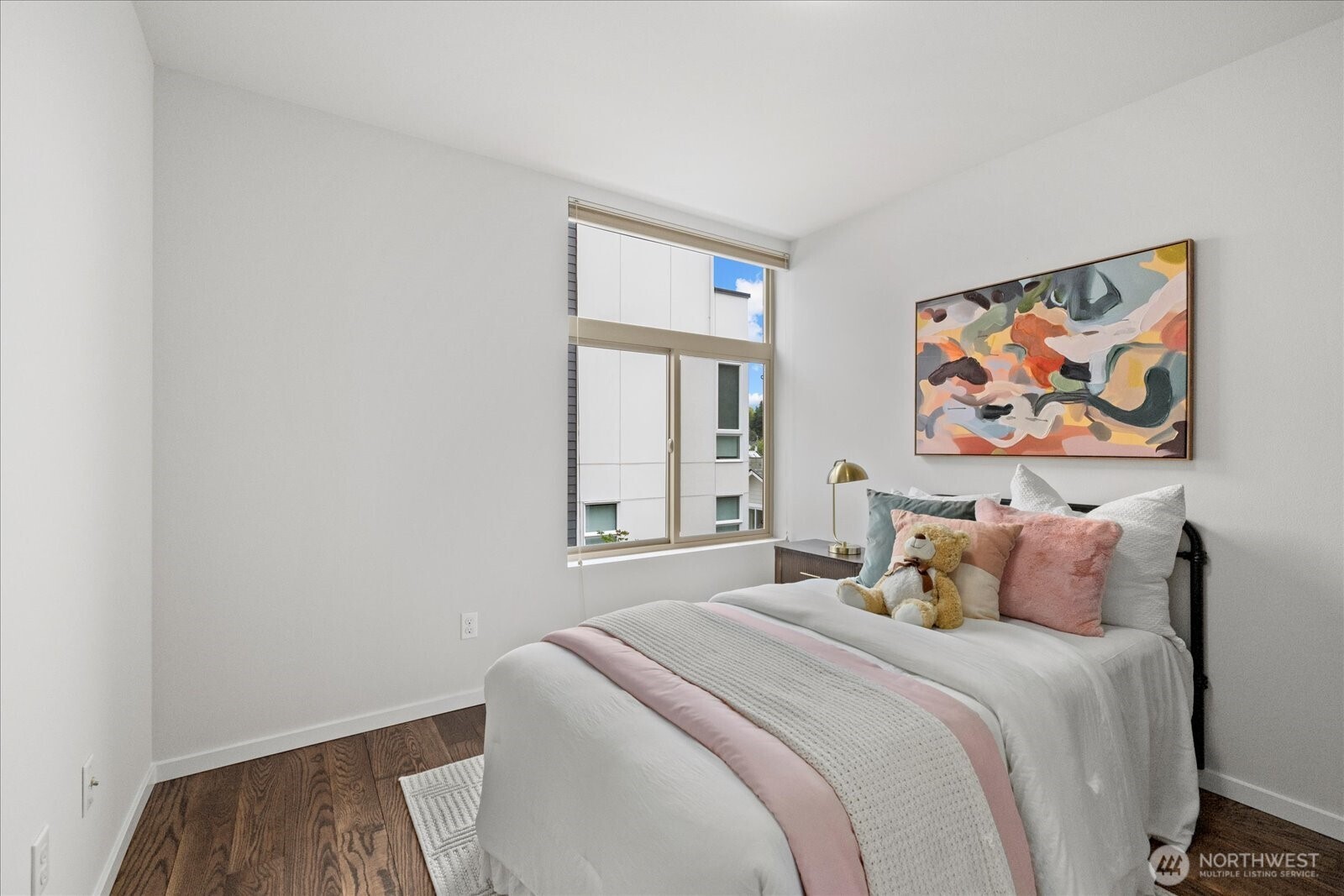 property viewer photo 22