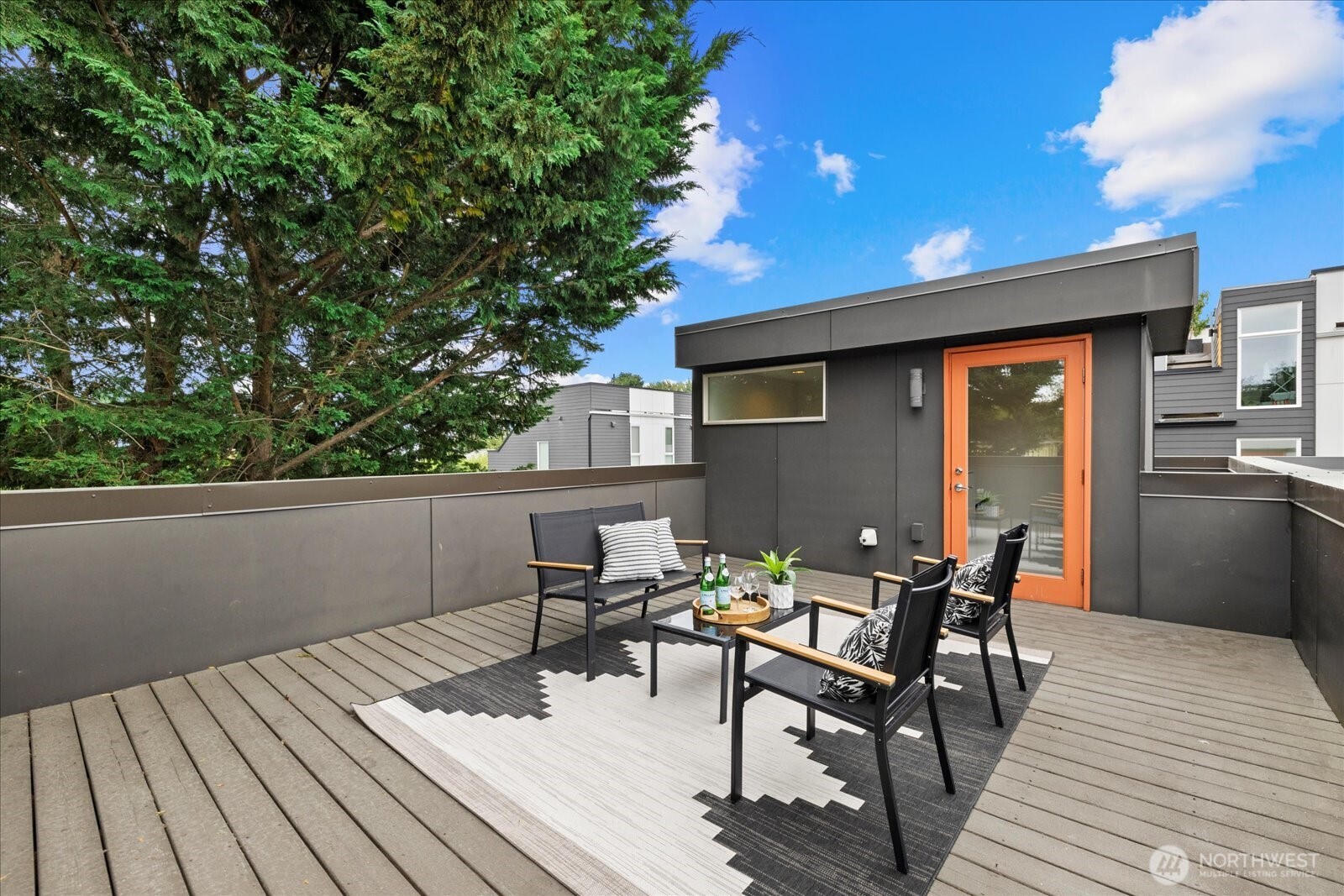 property viewer photo 25