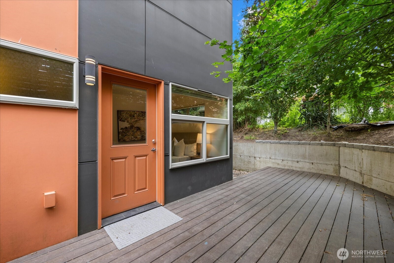 property viewer photo 4