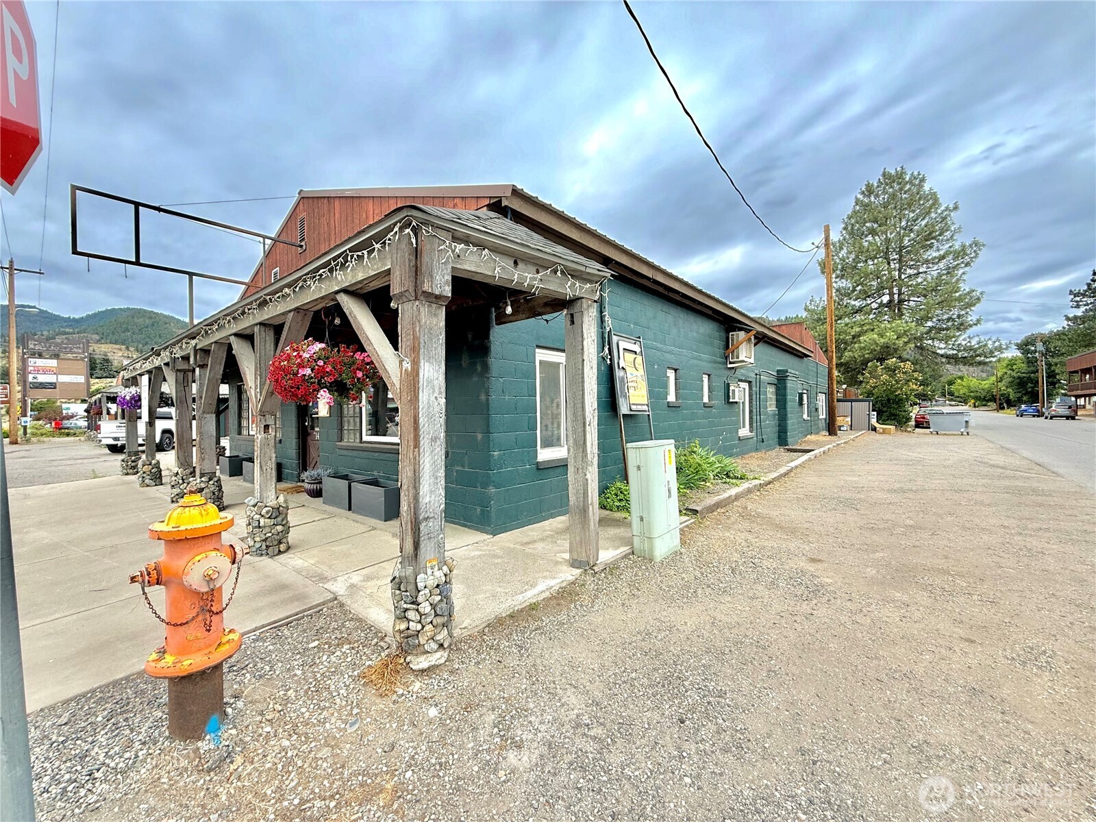 main property photo 1