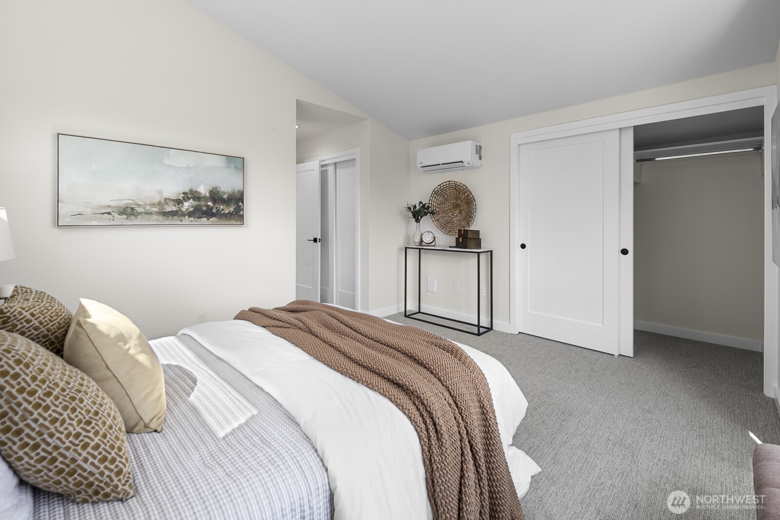 property viewer photo 24