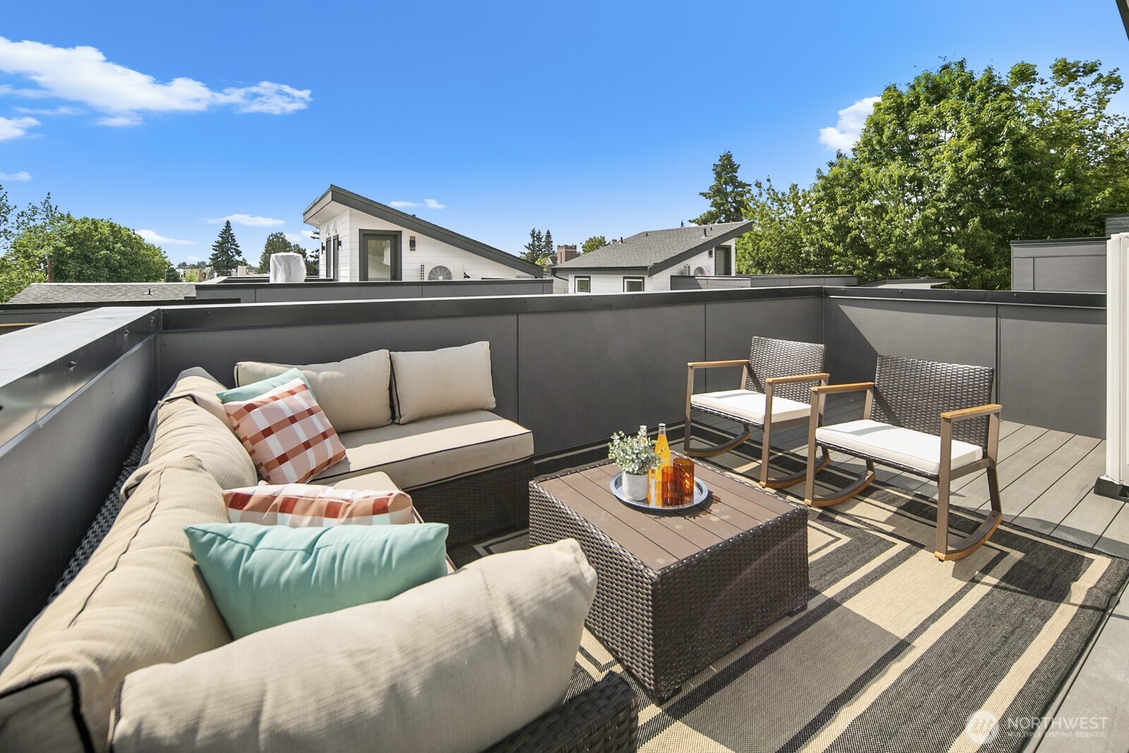 property viewer photo 26
