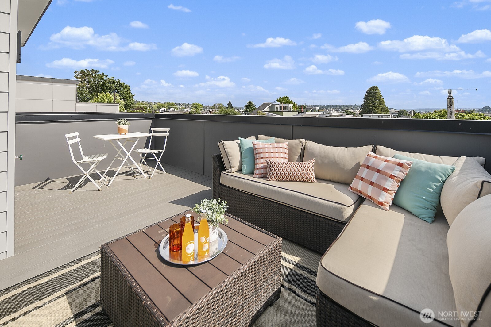 property viewer photo 29