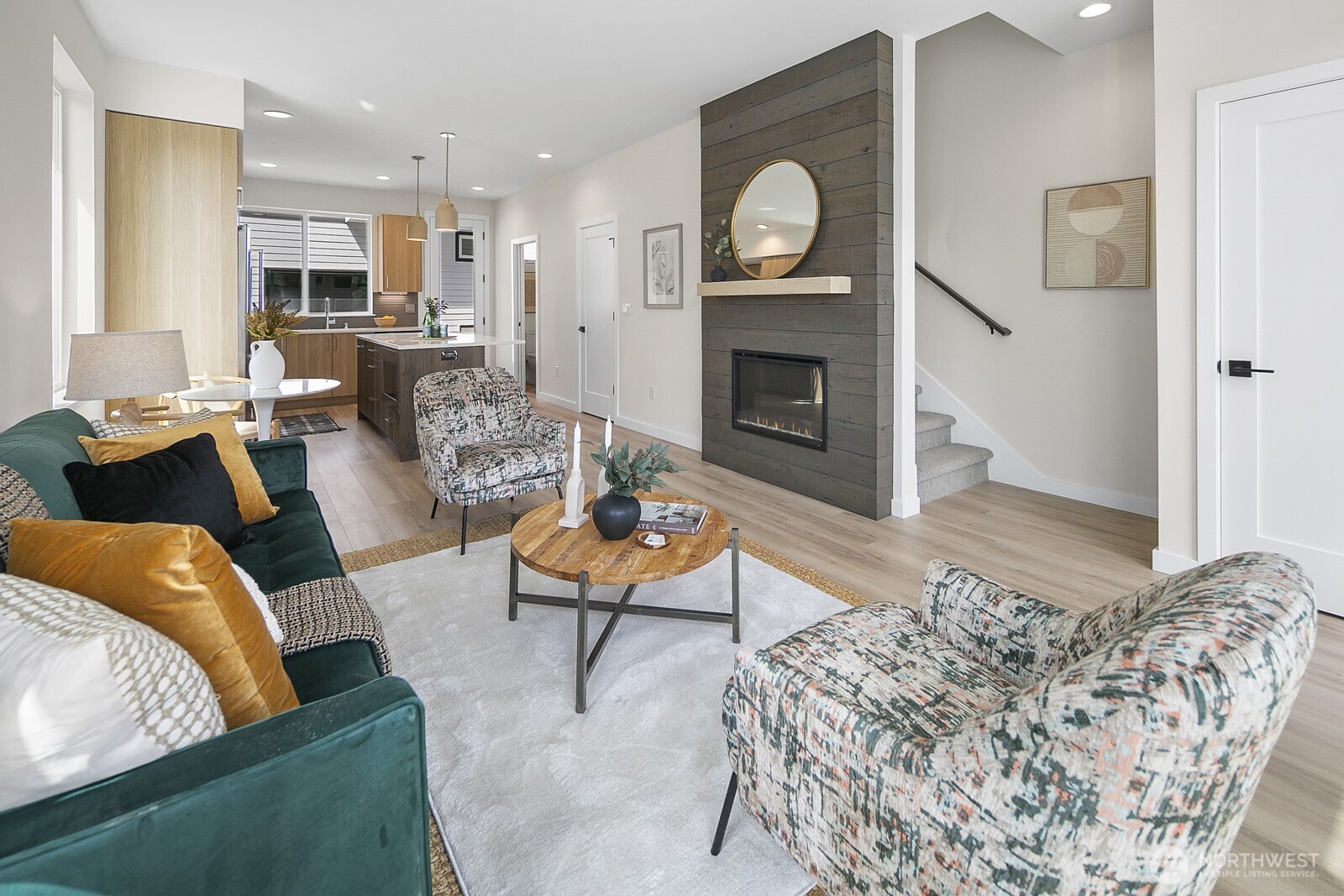 property viewer photo 6