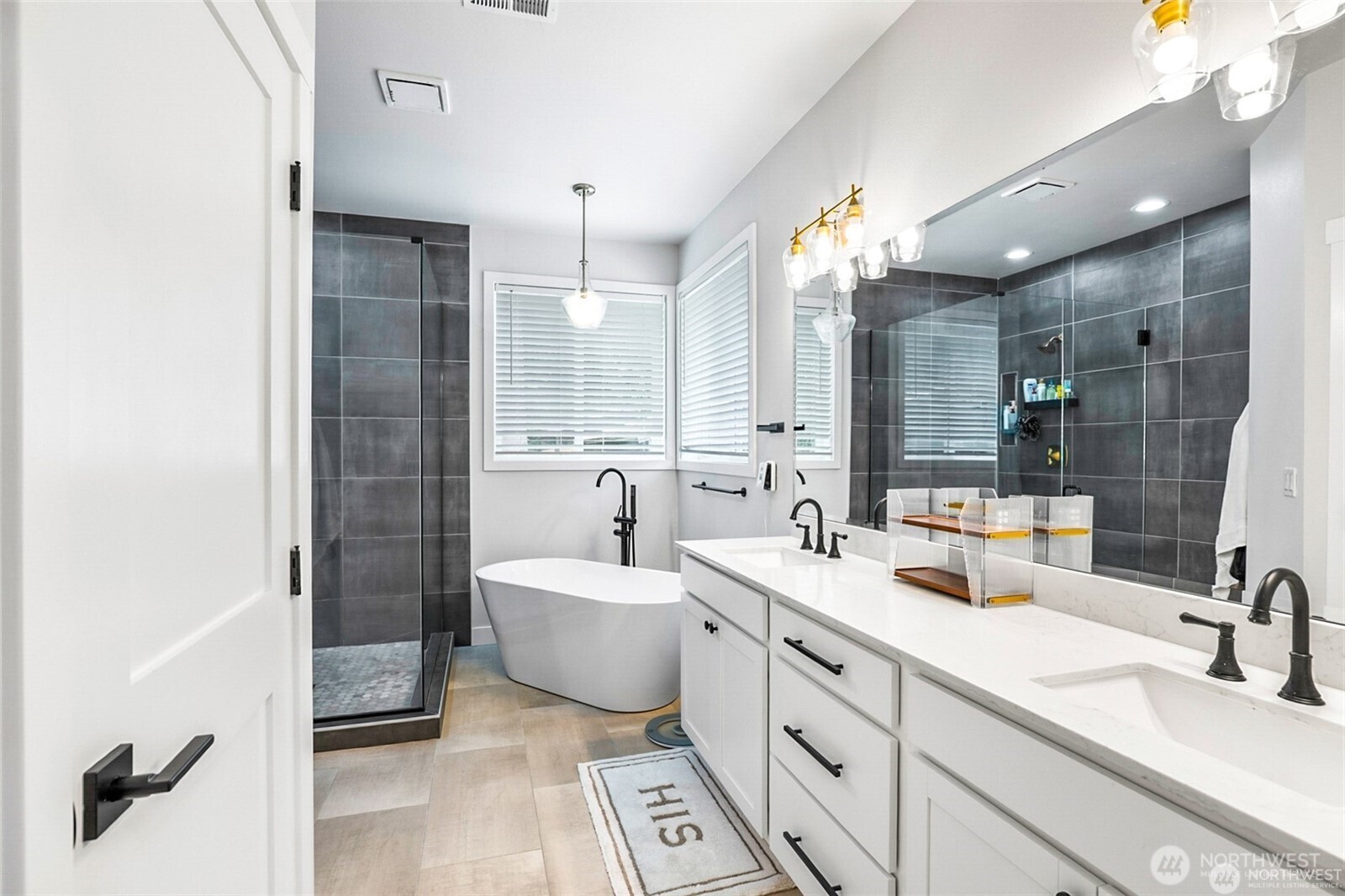 property viewer photo 11