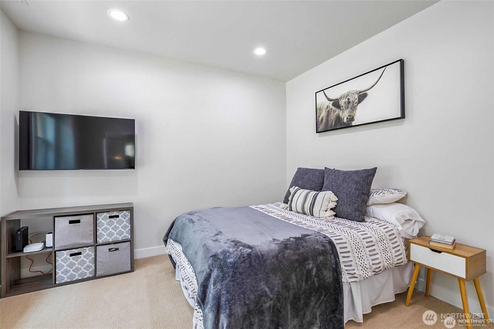 property viewer photo 16