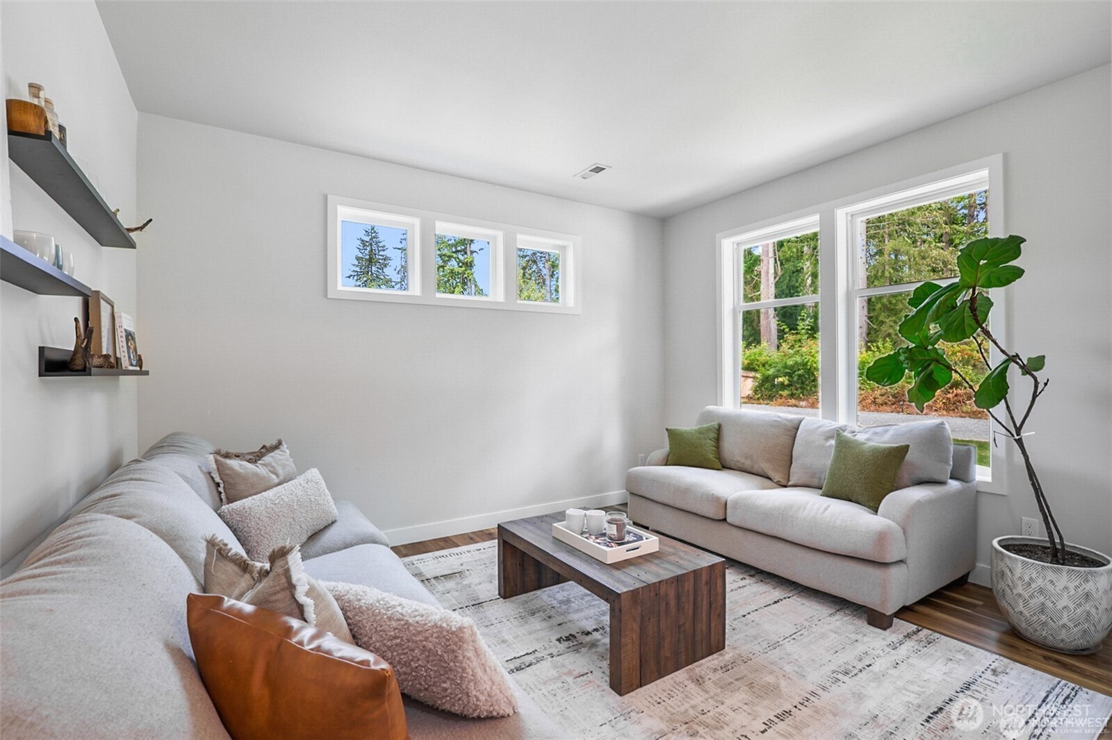 property viewer photo 18