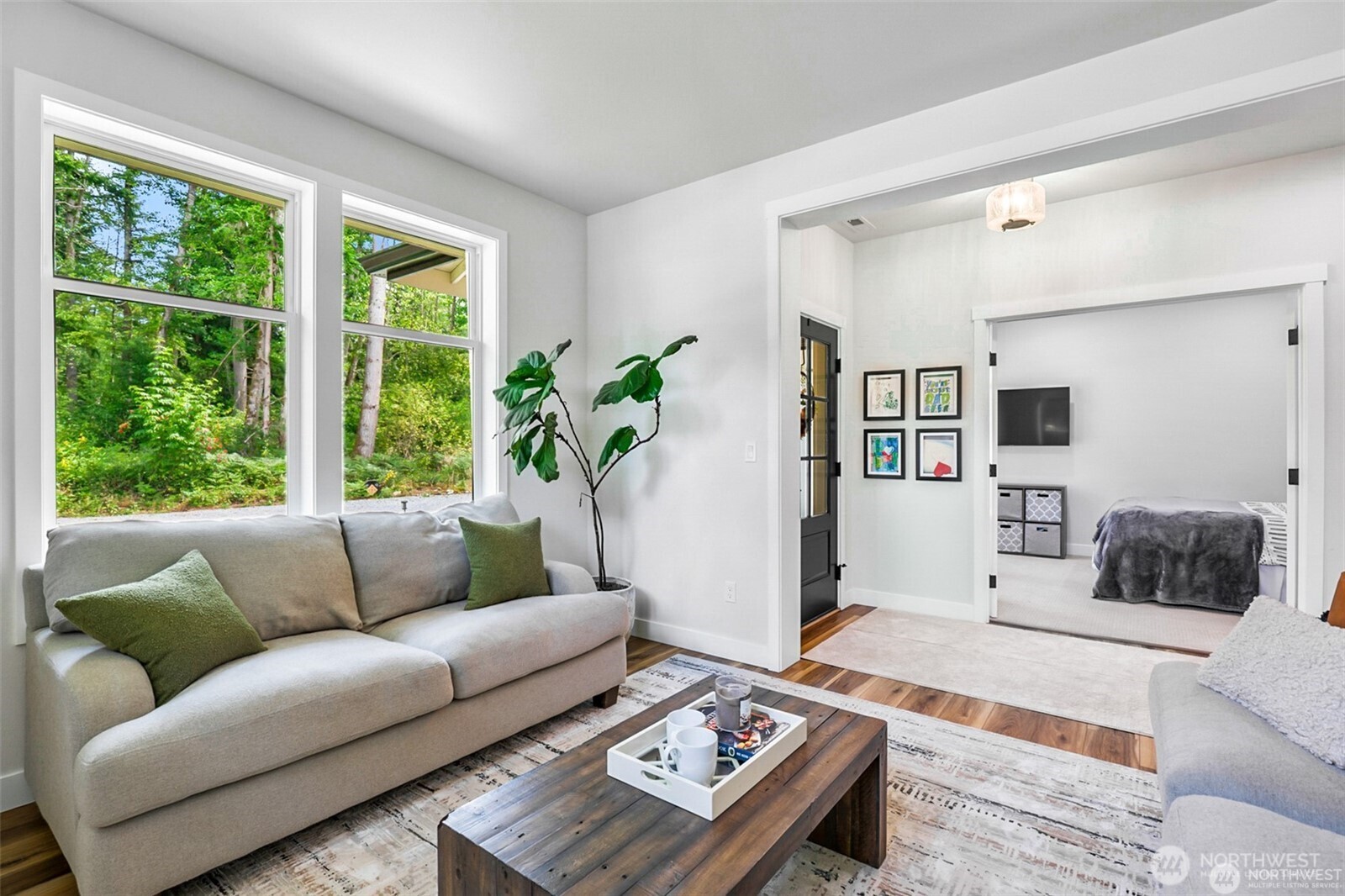 property viewer photo 19