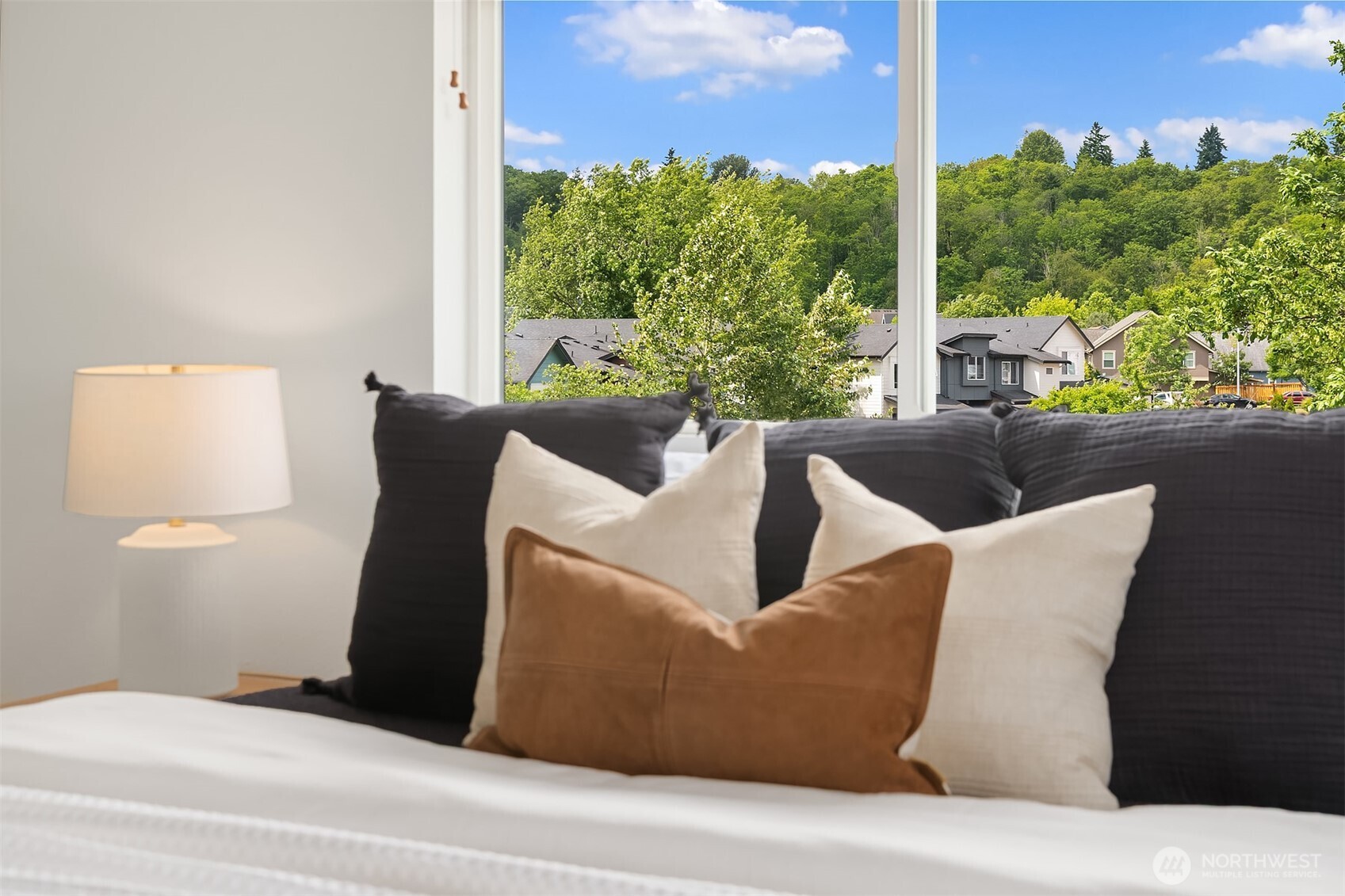 property viewer photo 14