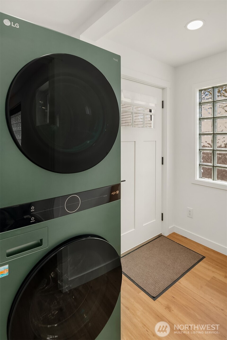 property viewer photo 21
