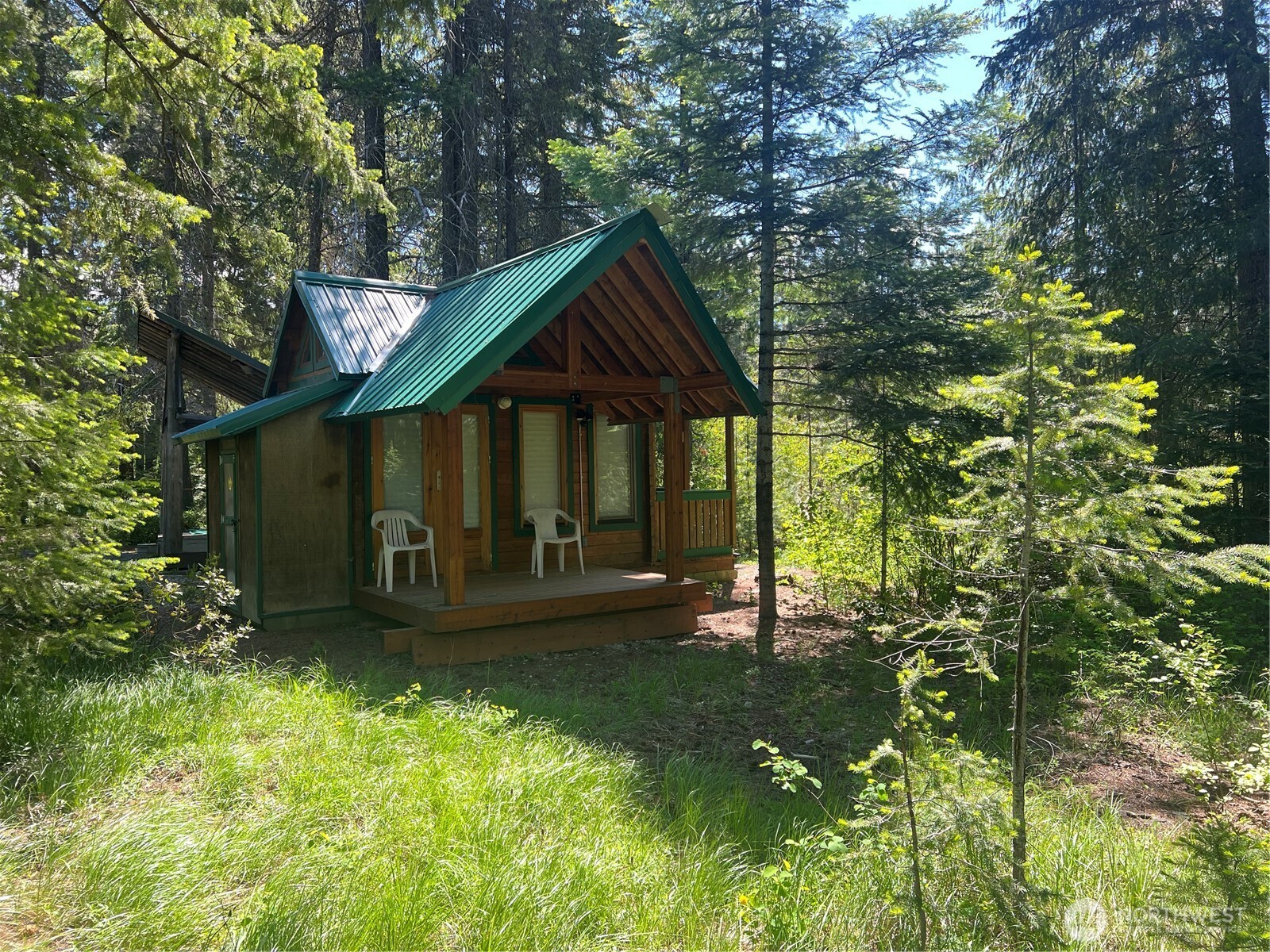 main property photo 6