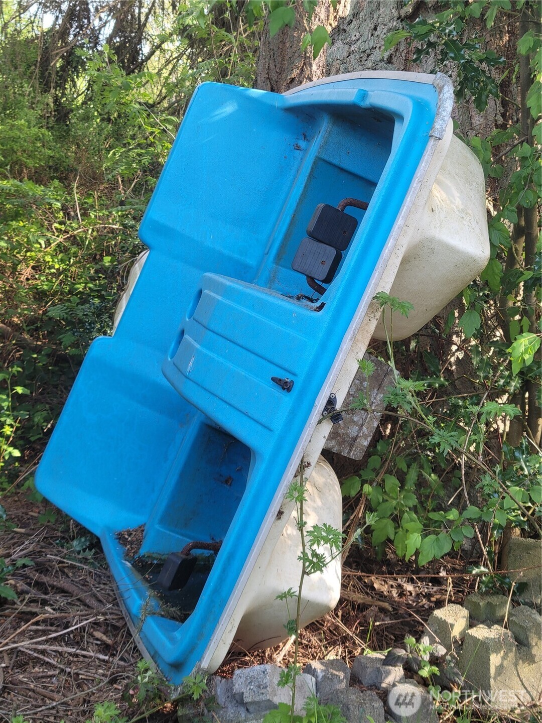 main property photo 13