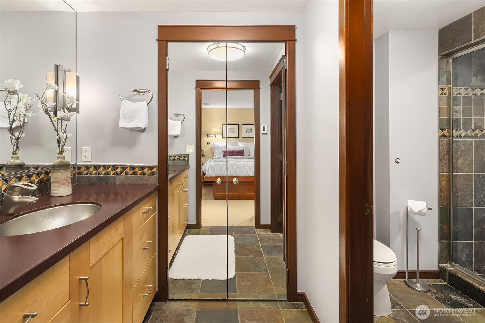 property viewer photo 18