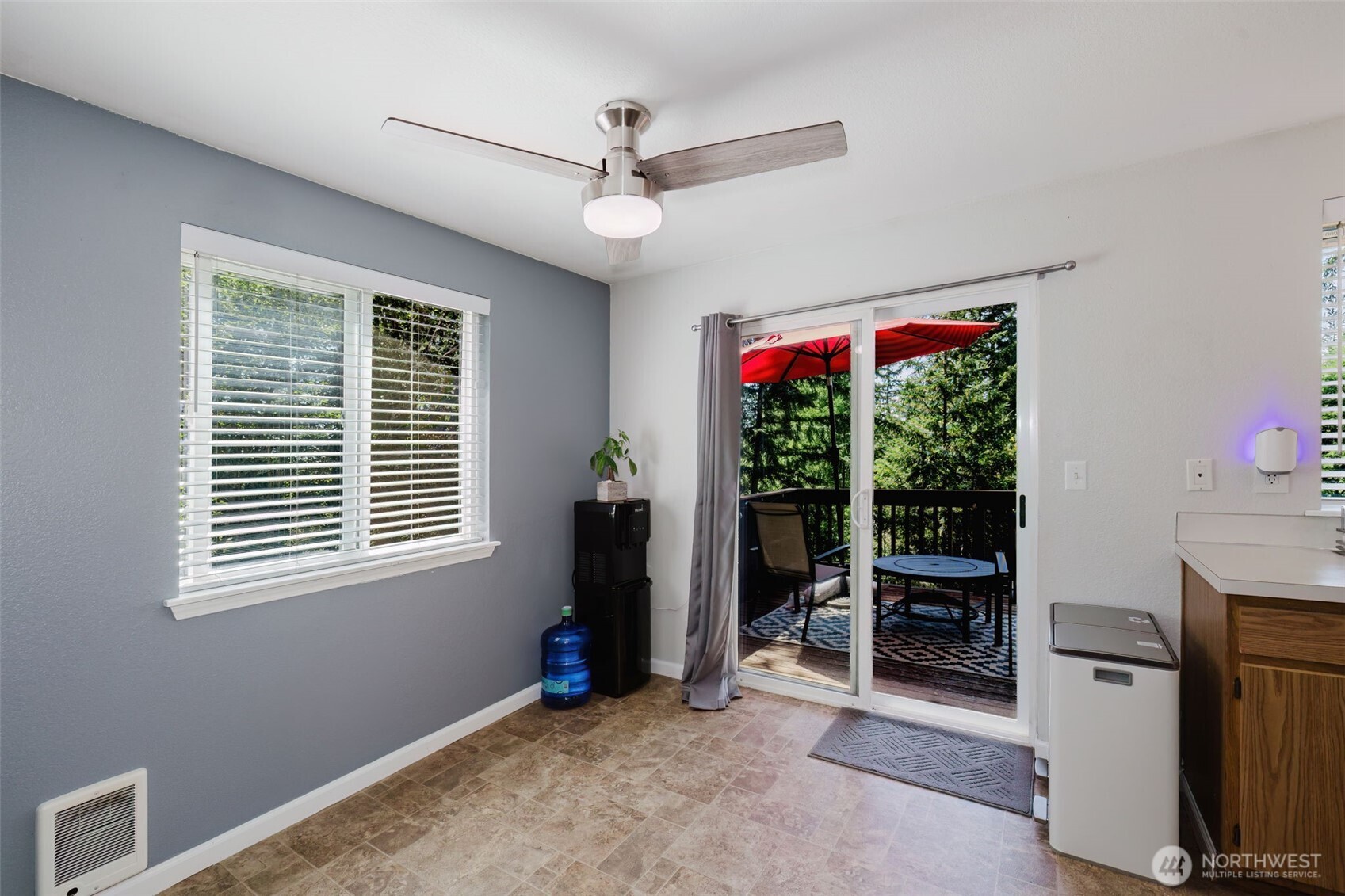 property viewer photo 14