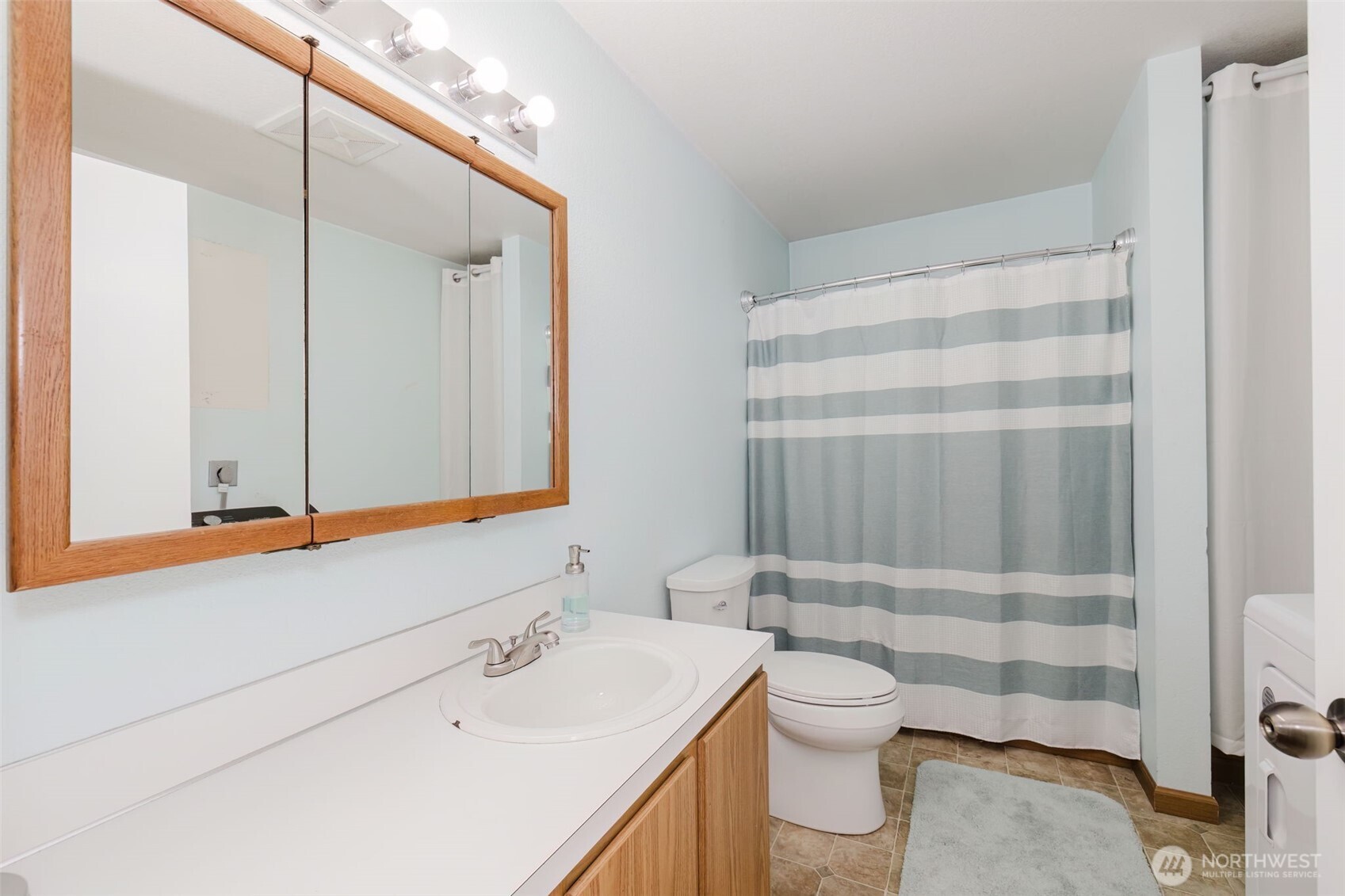 property viewer photo 23