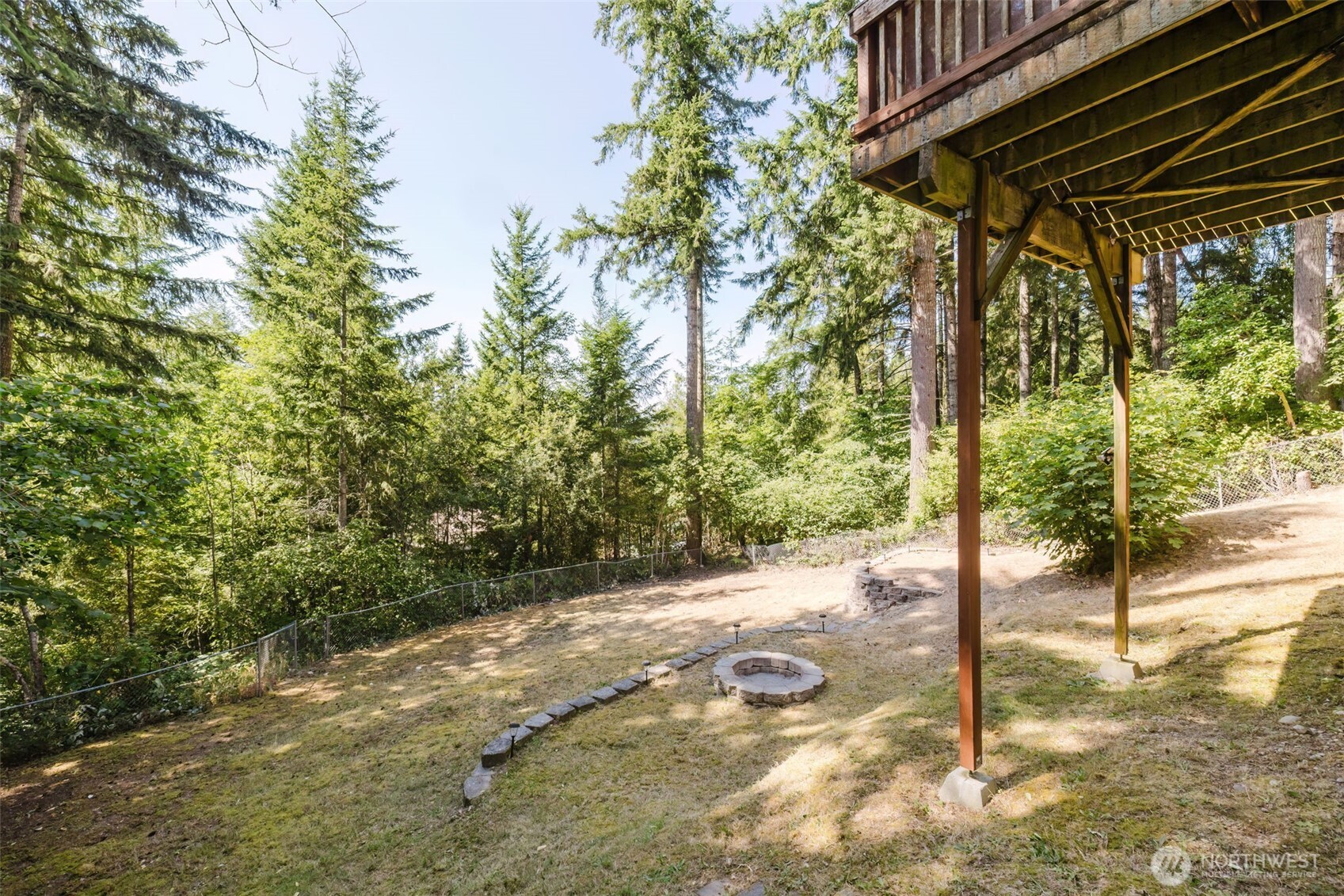 property viewer photo 31