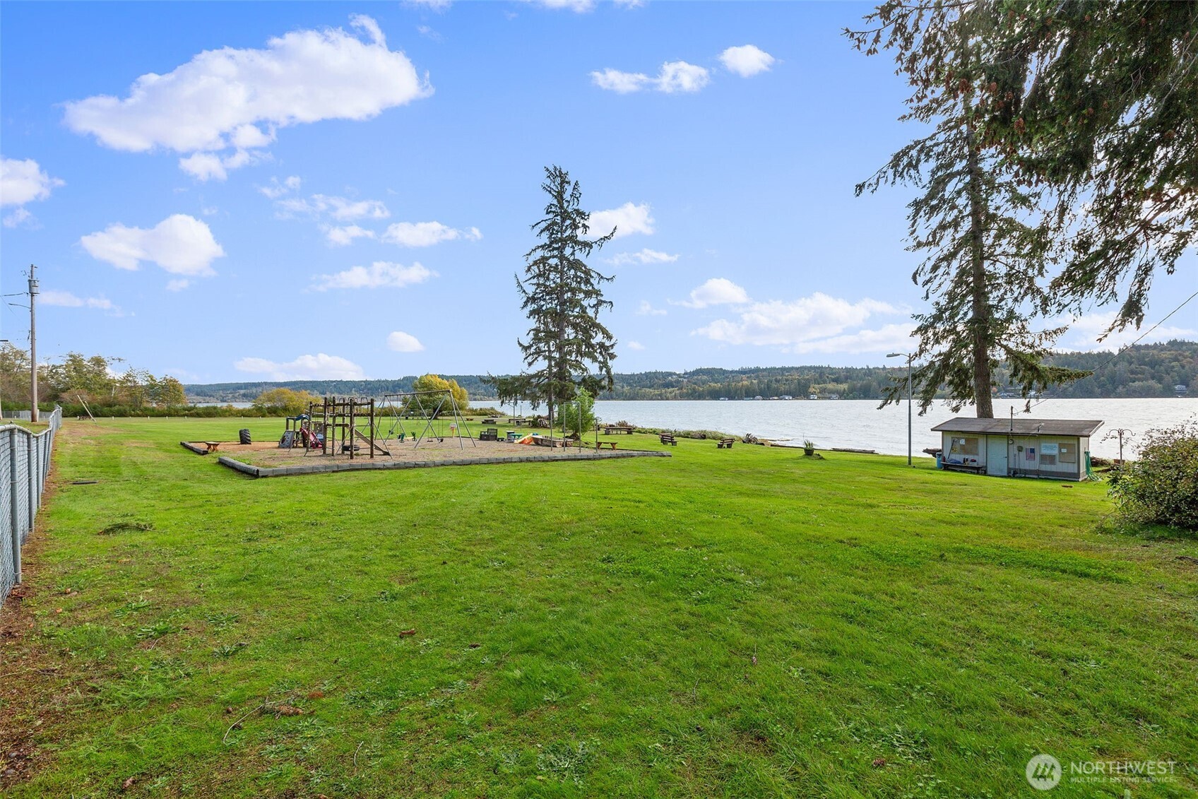 property viewer photo 36