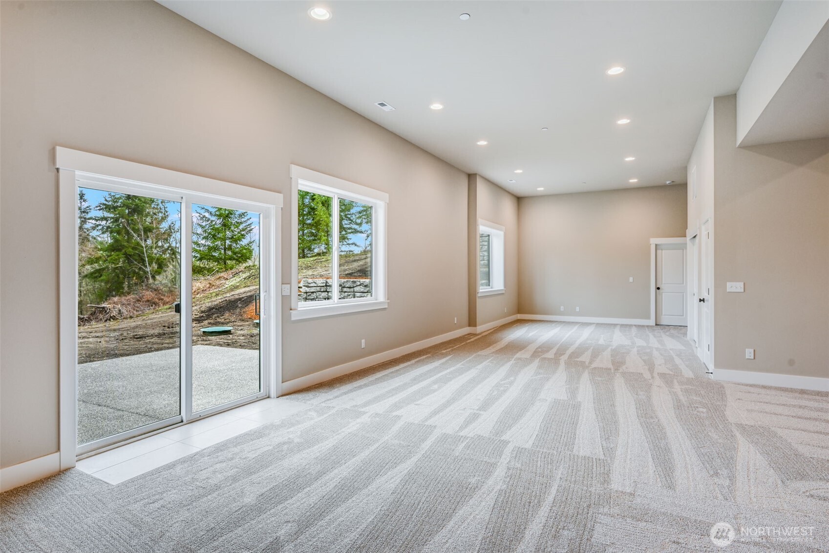 property viewer photo 19
