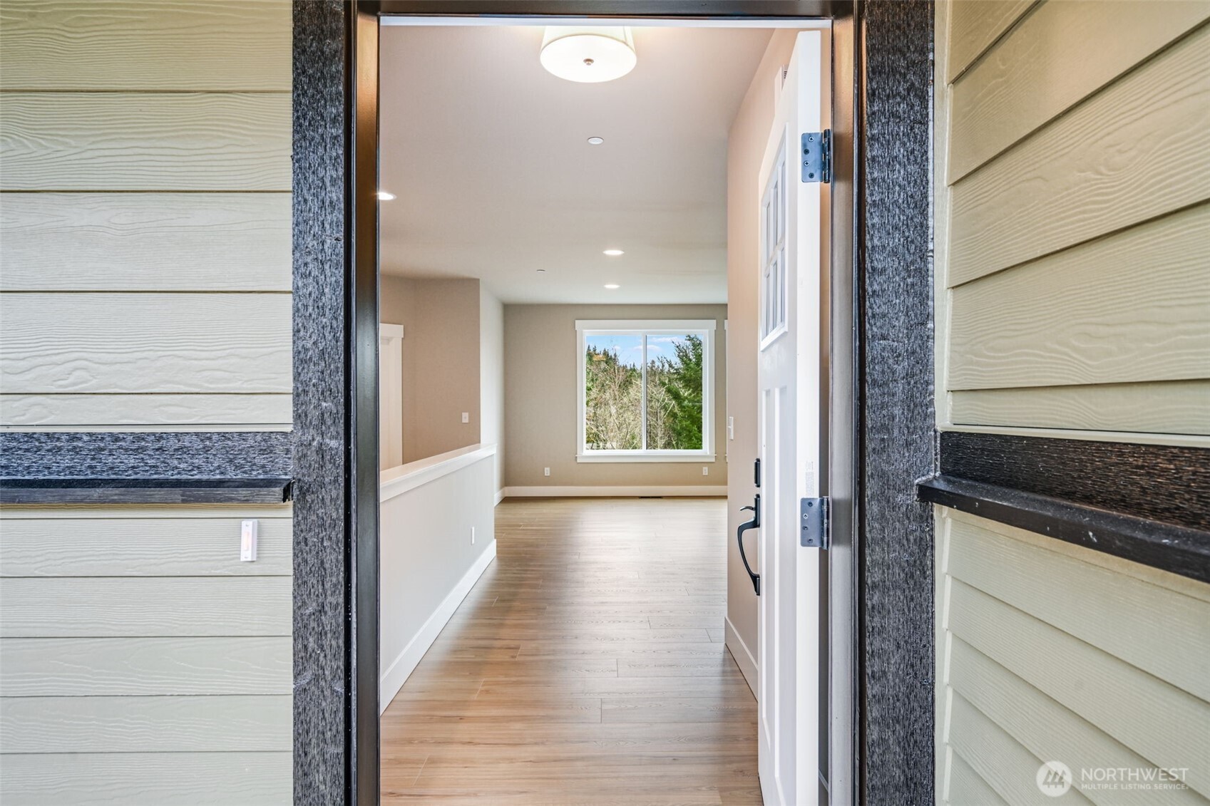 property viewer photo 2
