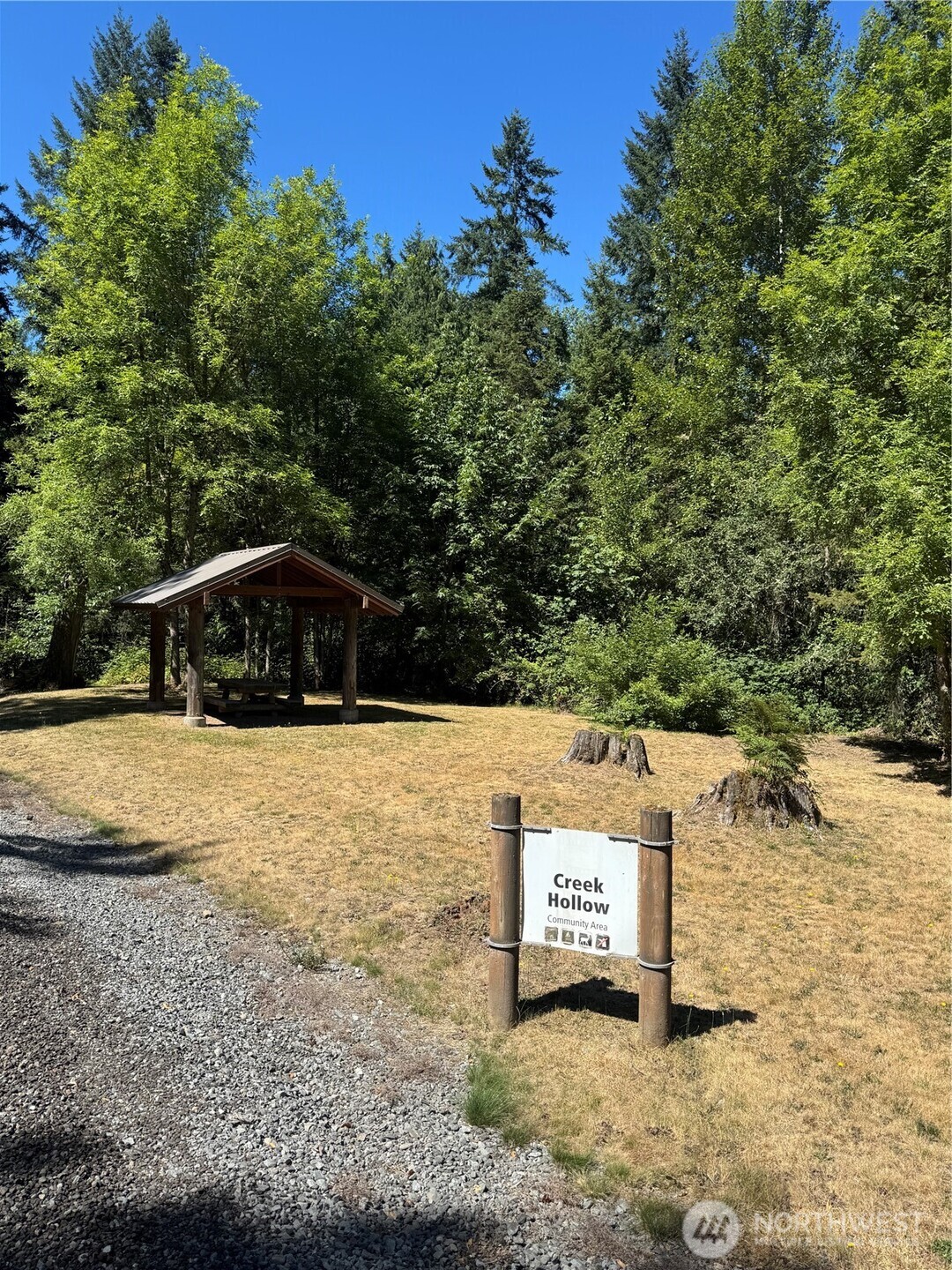 property viewer photo 37