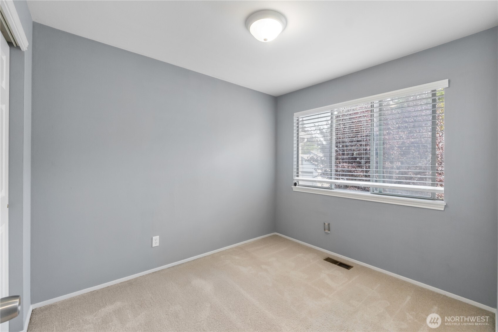 property viewer photo 21