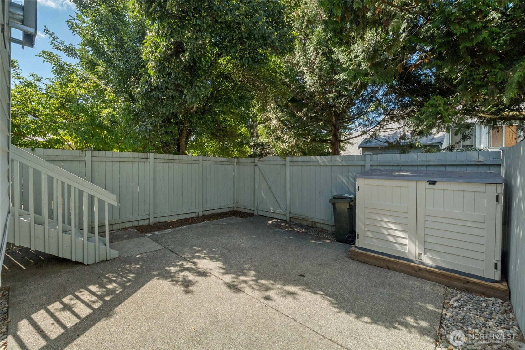 property viewer photo 32