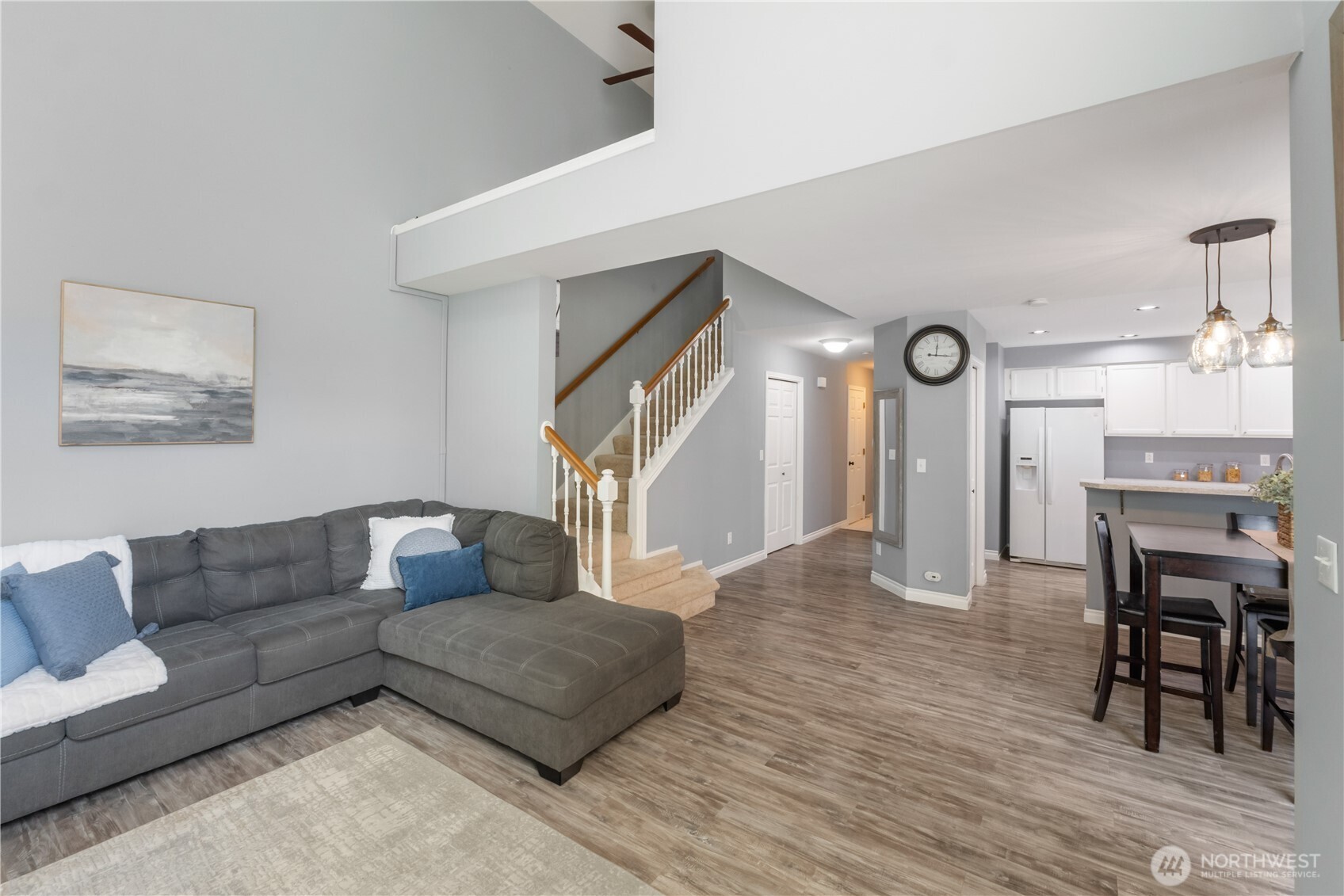 property viewer photo 7