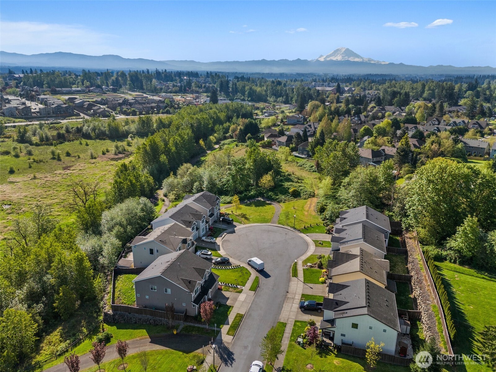 property viewer photo 2