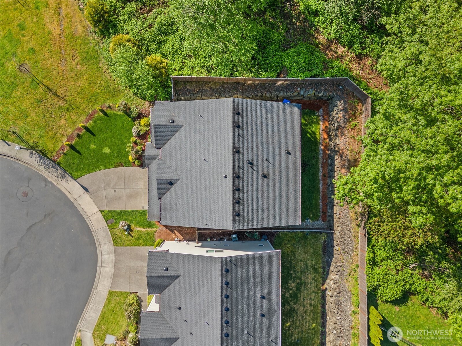 property viewer photo 24